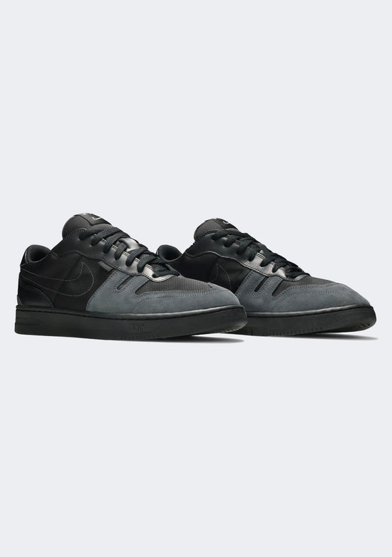 Nike Men's Squash Type