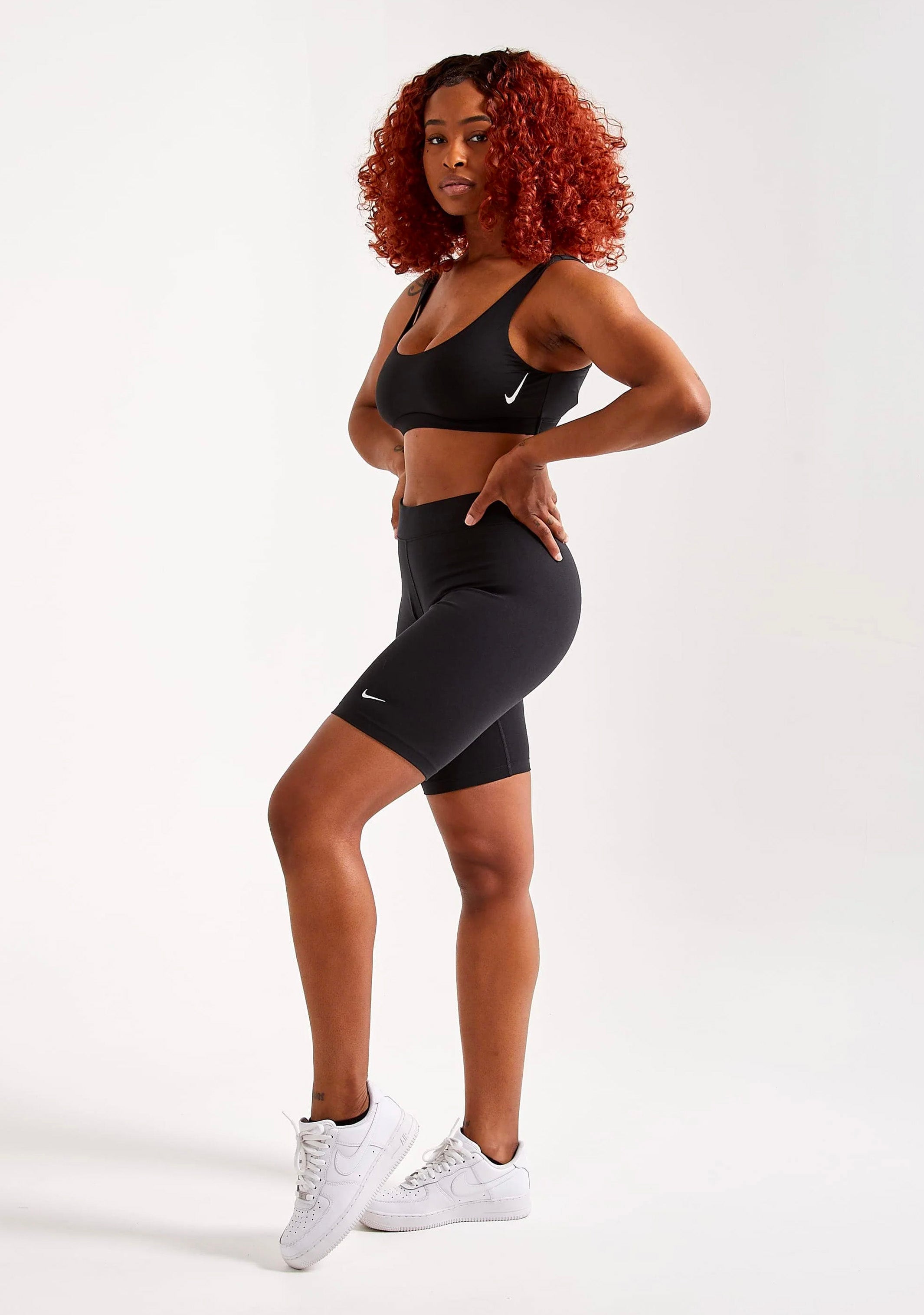 Nike Women's ESS Biker Shorts