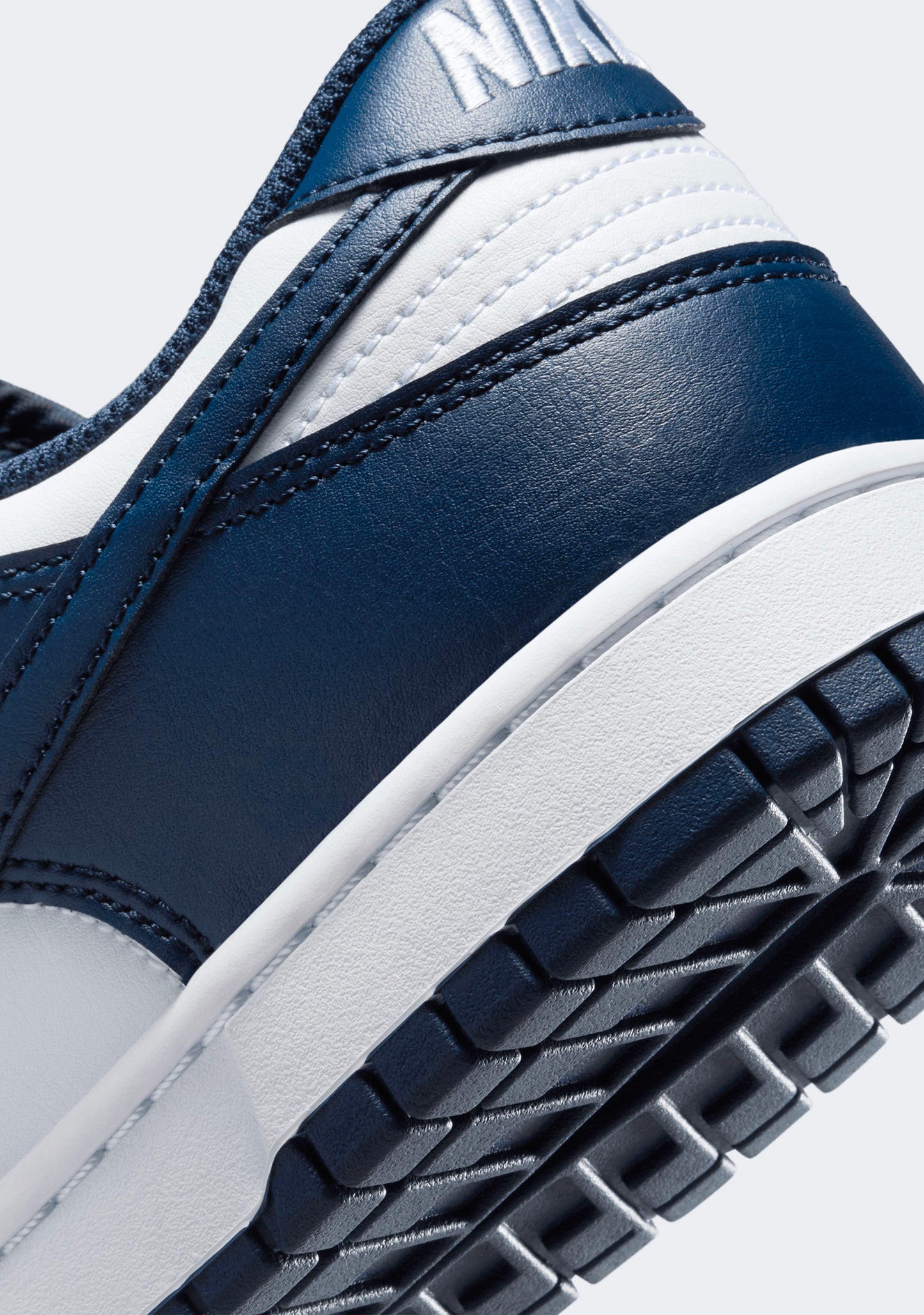 Nike Men's Dunk Low Retro