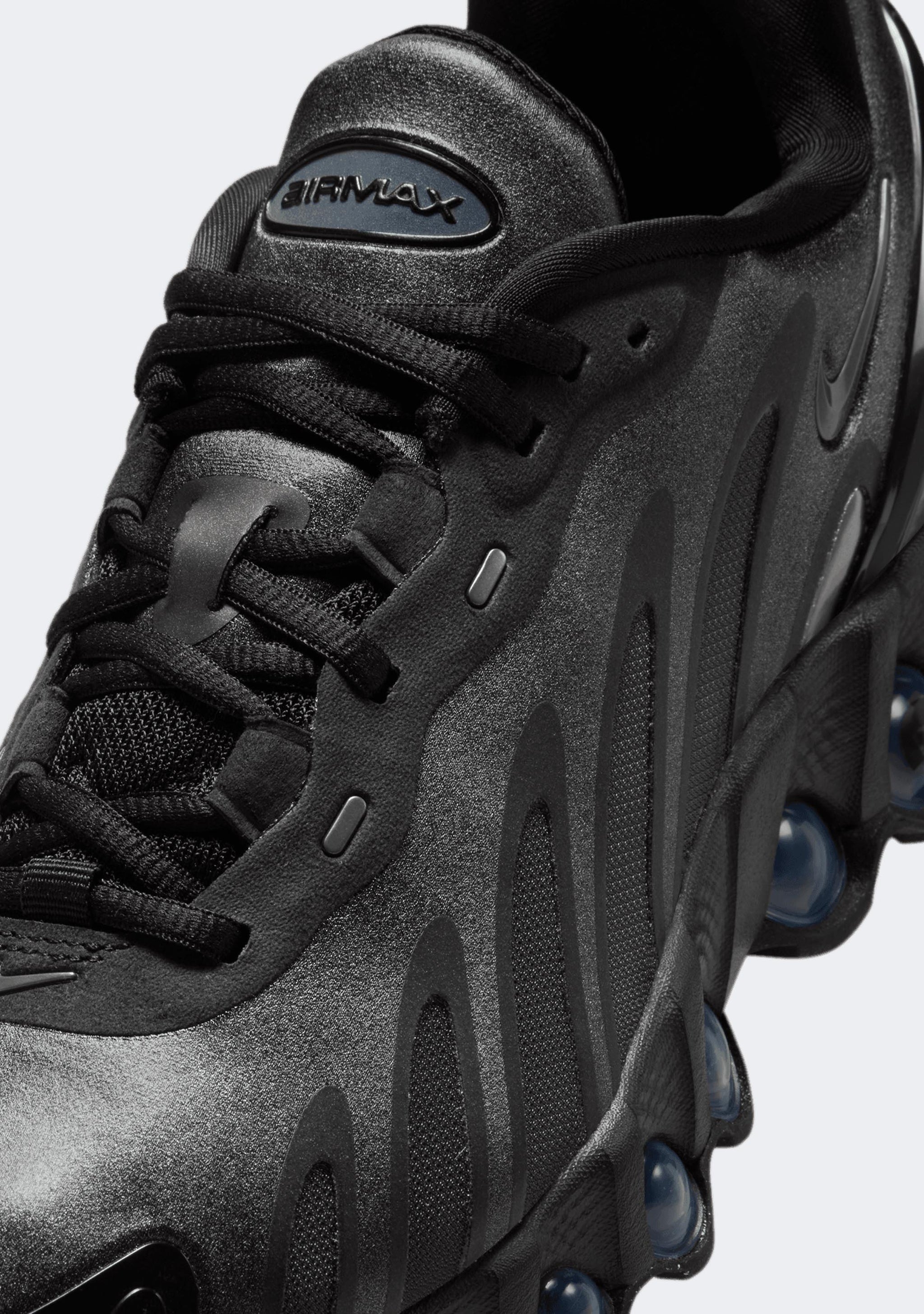 Nike Women's Air Max DN8