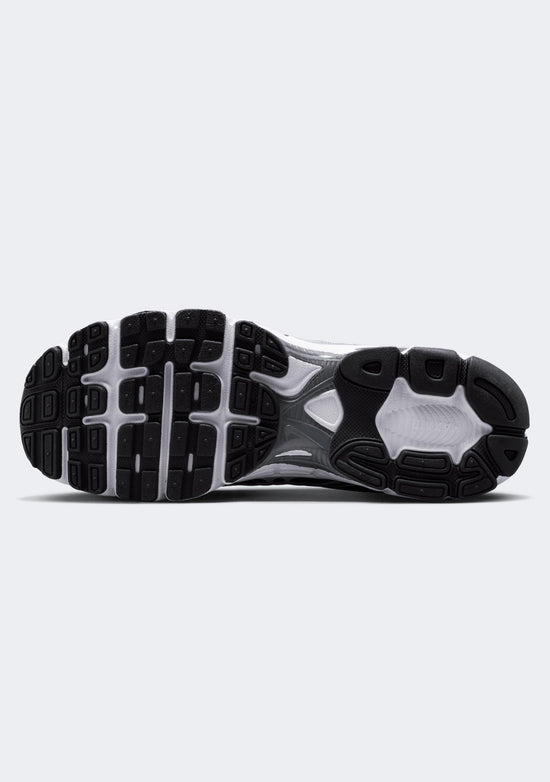 Nike Men's Air Max Moto 2K