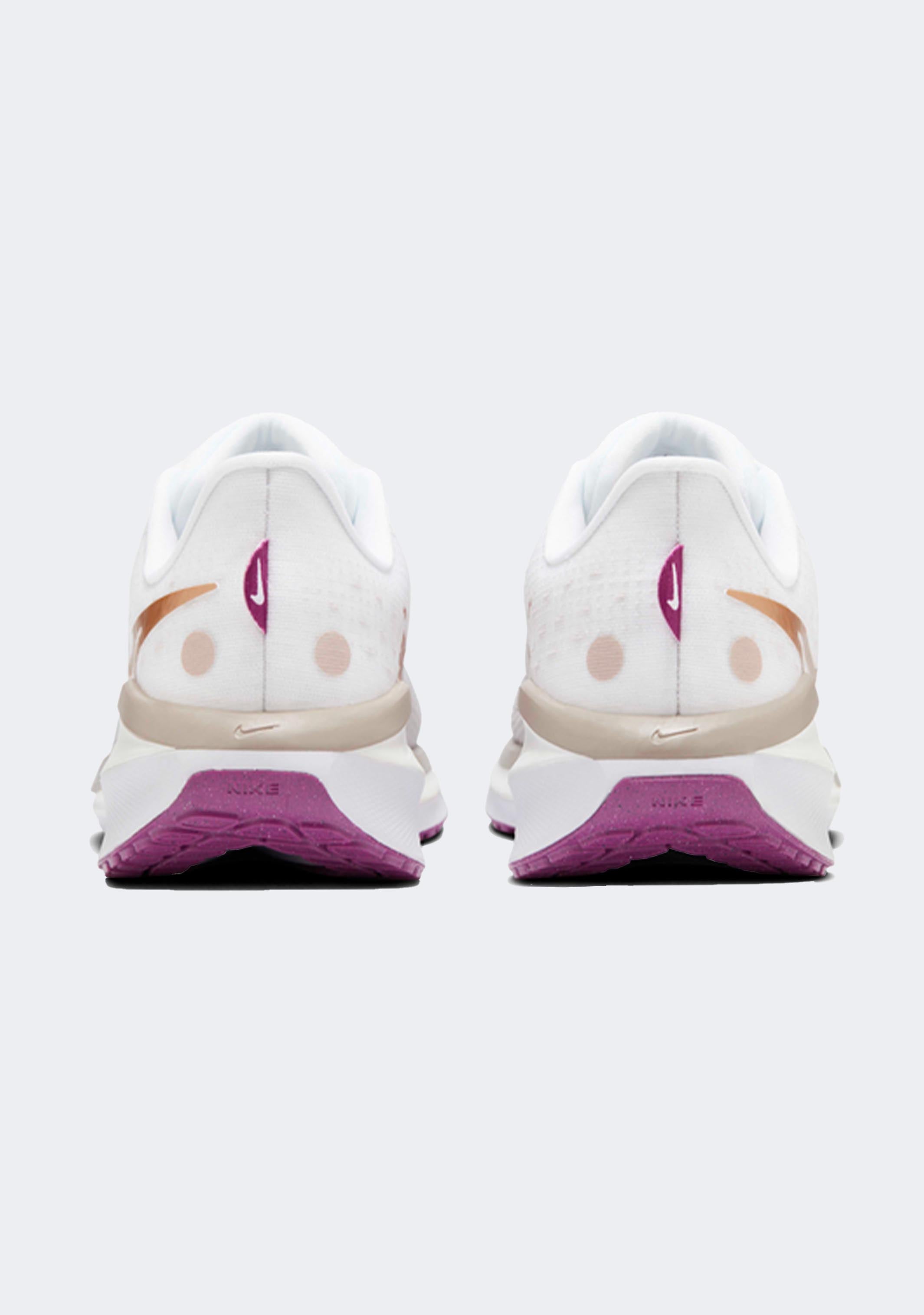 Nike Women's Vomero 17