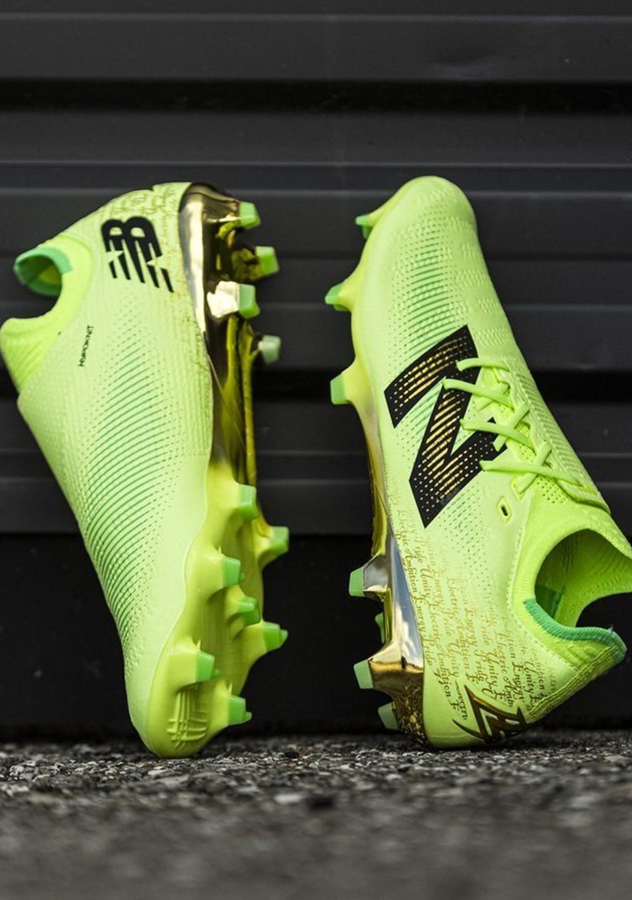 New Balance Men's Furon V7+ PRO FG