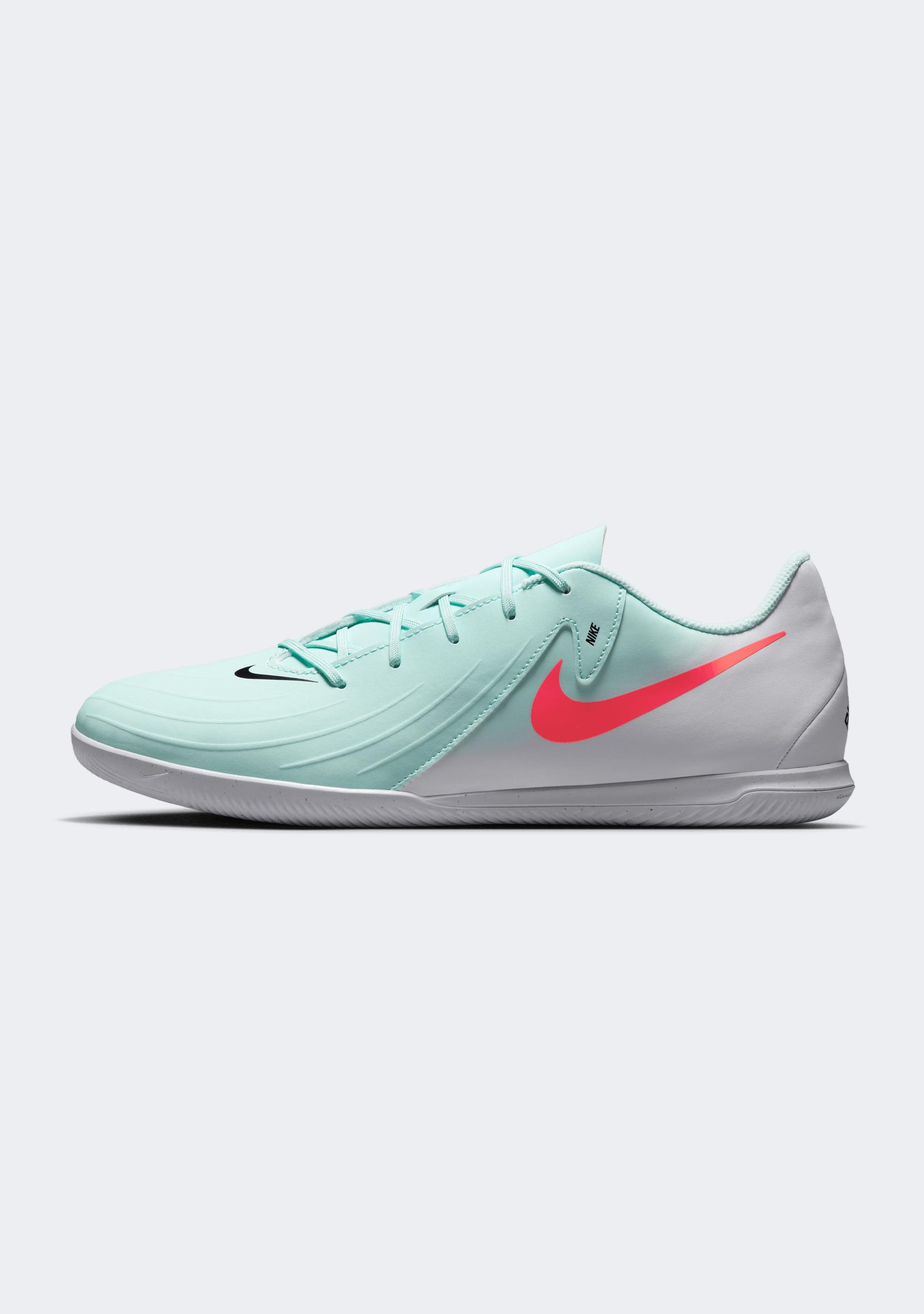 Nike Men's Phantom GX II Club IC
