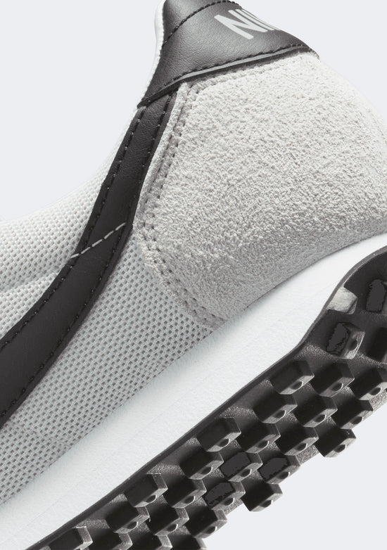Nike Women's LD-1000