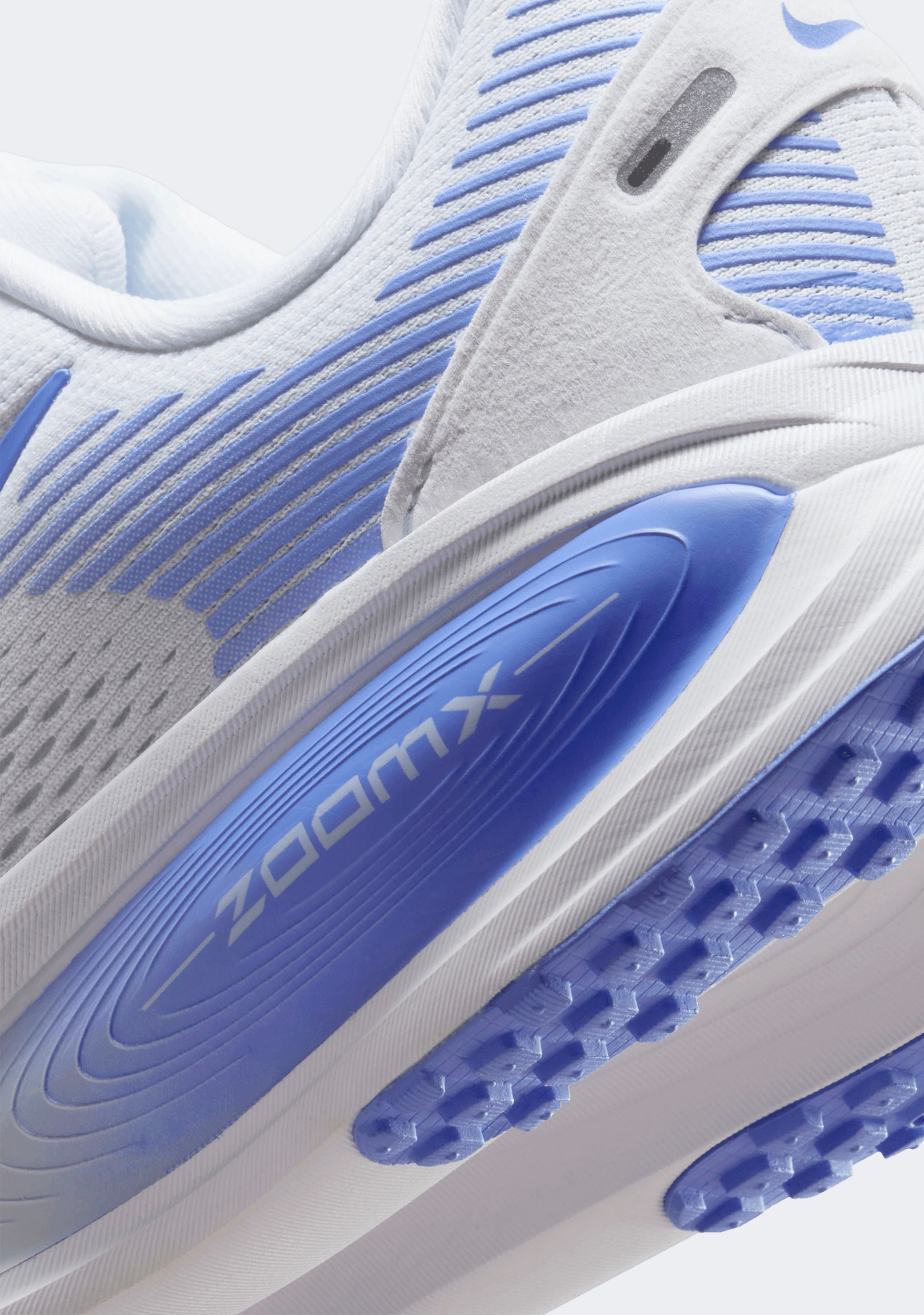 Nike Women's Vomero 18