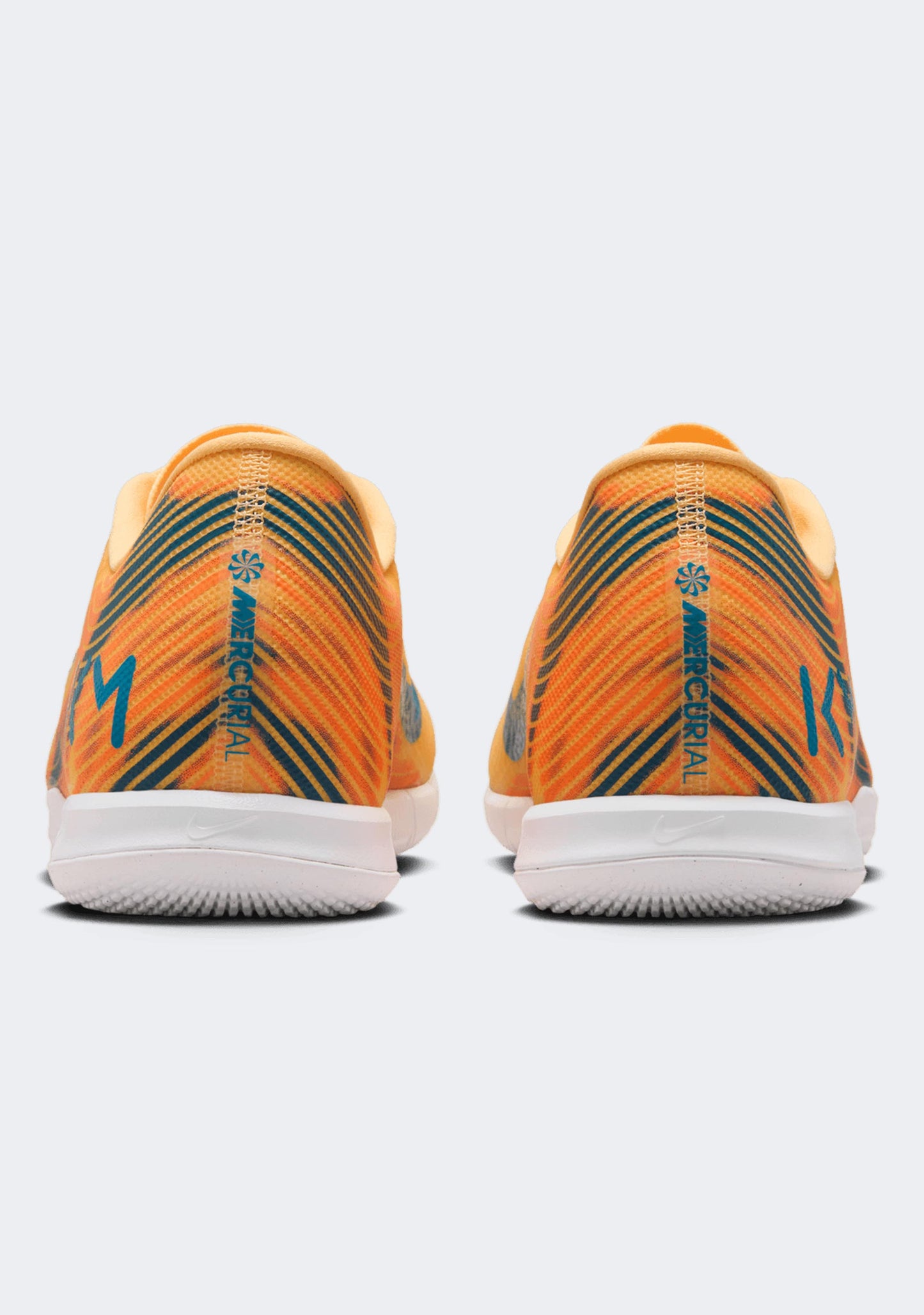 Nike Men's Mercurial Zoom Vapor 16 Academy Kylian Mbappe IC