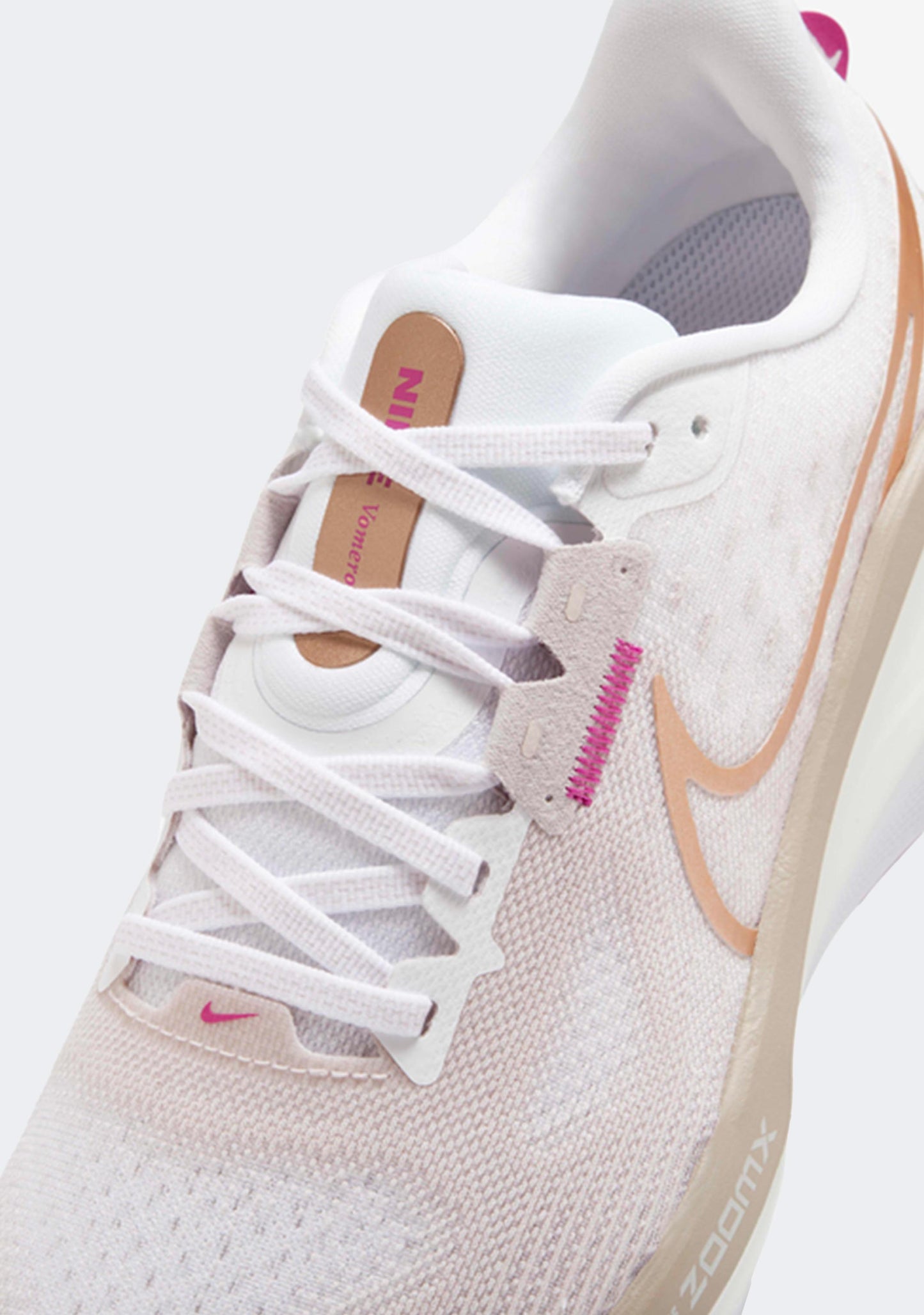 Nike Women's Vomero 17