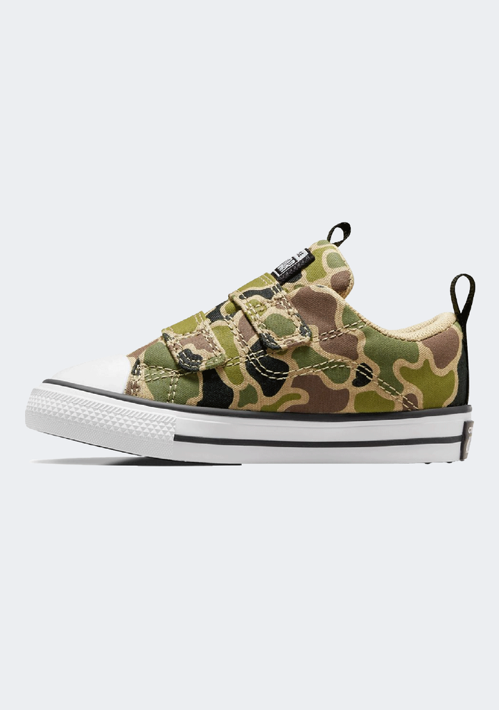 Converse Infants Chuck Taylor All Star 2V Canine Camo Low Top
