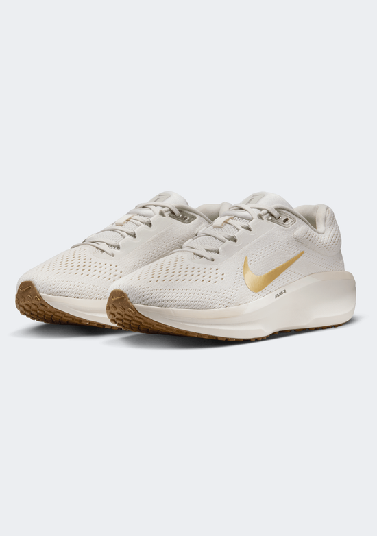 Nike Women's Air Winflo 11