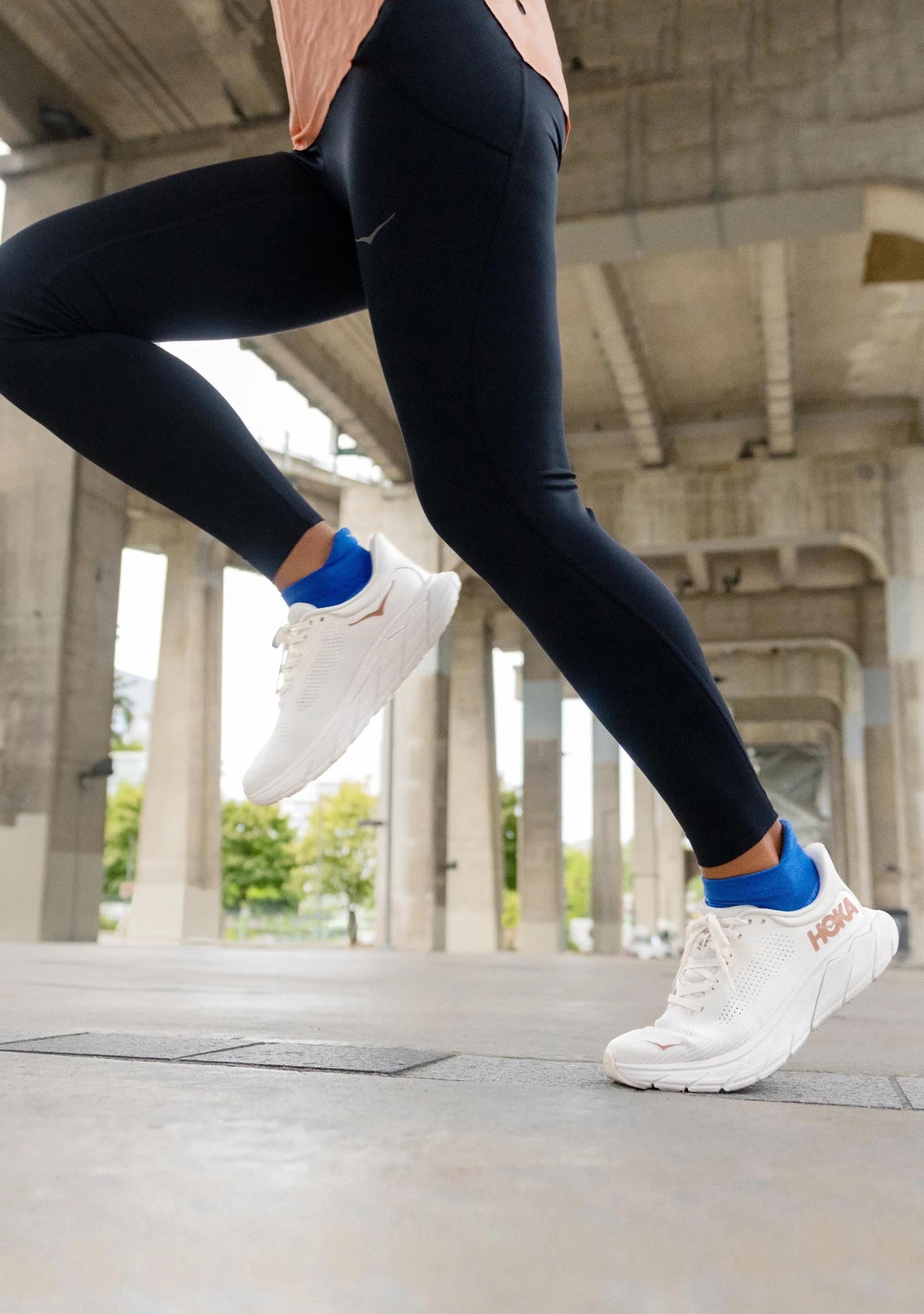 Hoka Women's Arahi 7