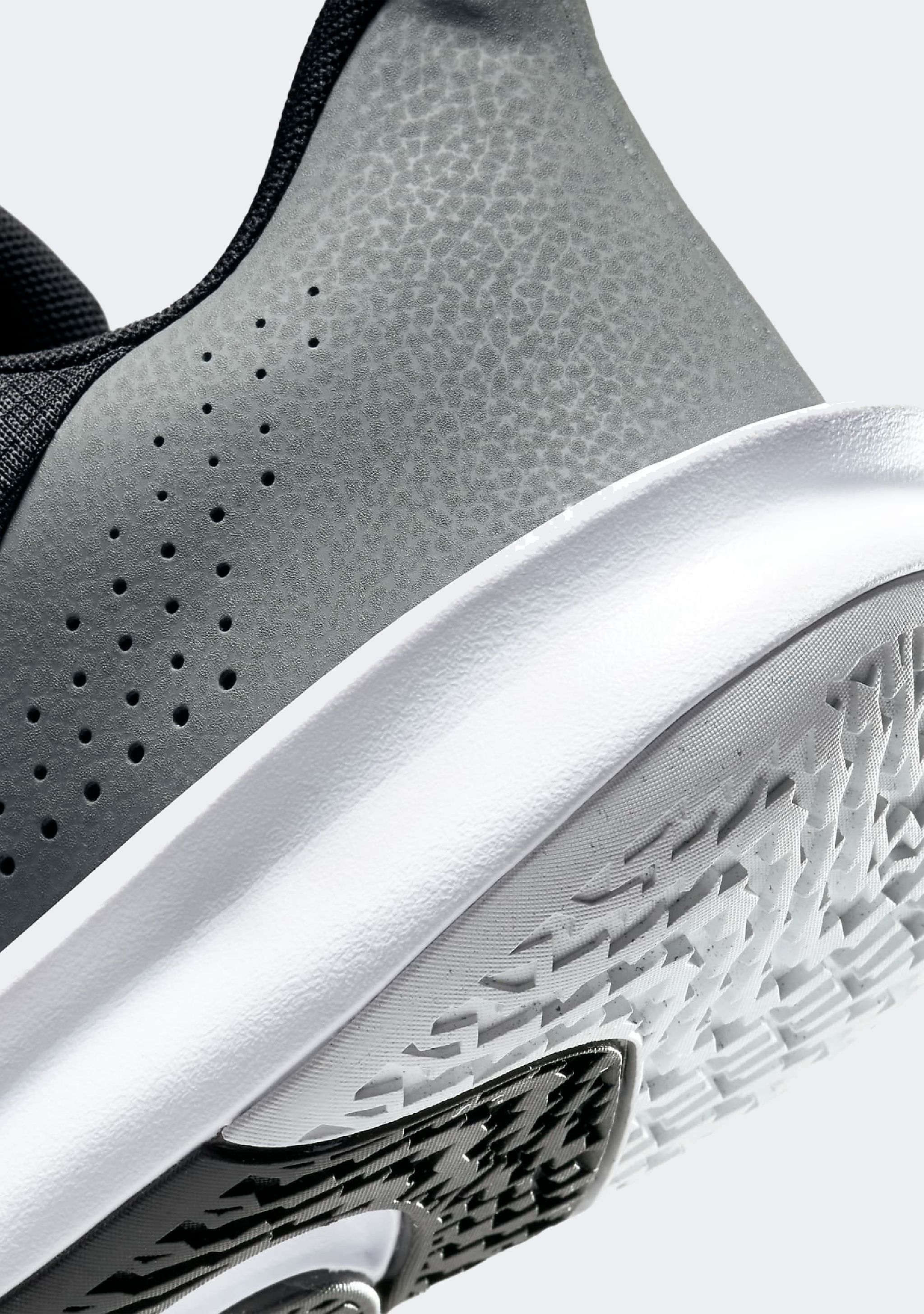 Nike Men's Precision VII