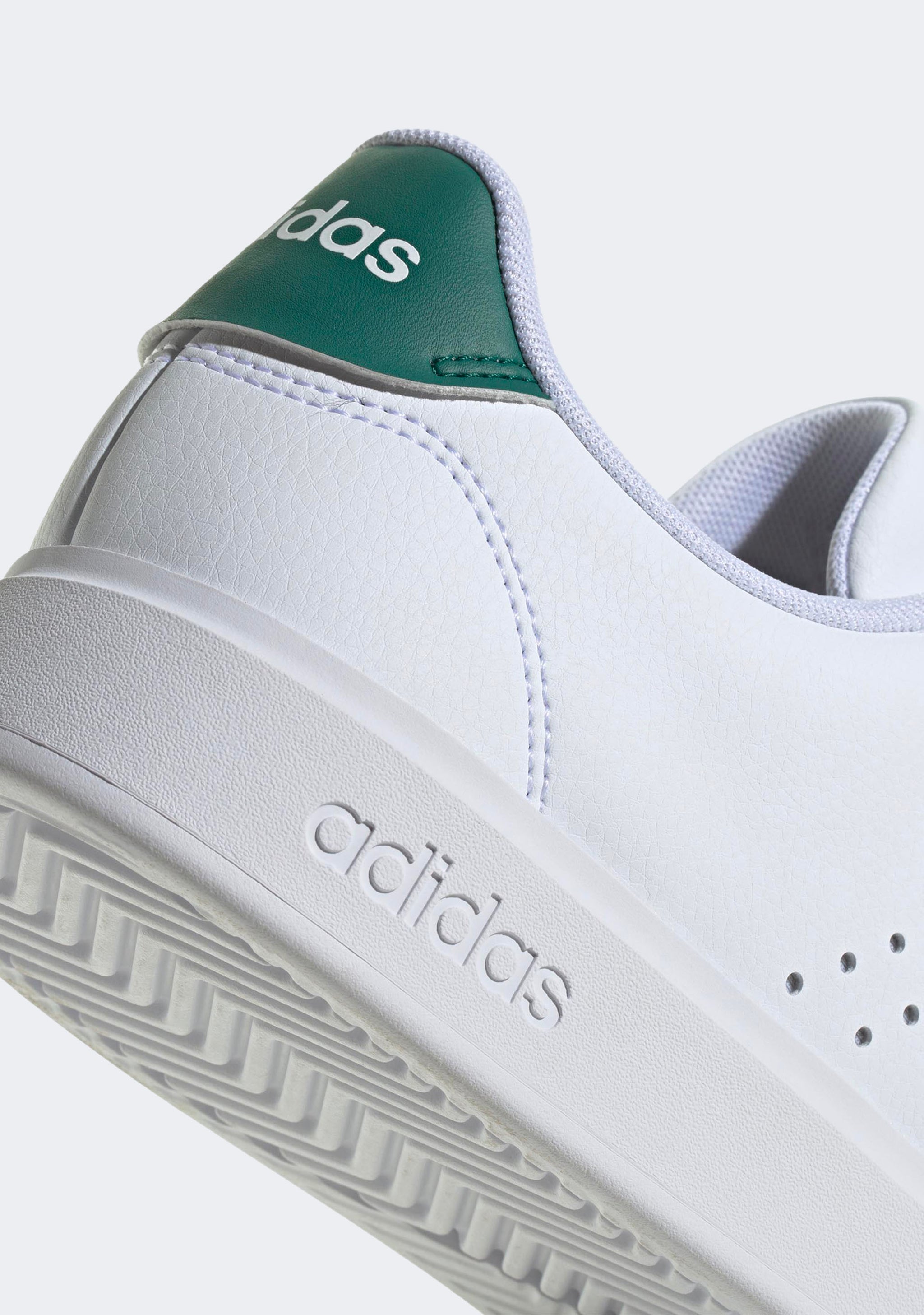 Adidas Men's Advantage 2.0