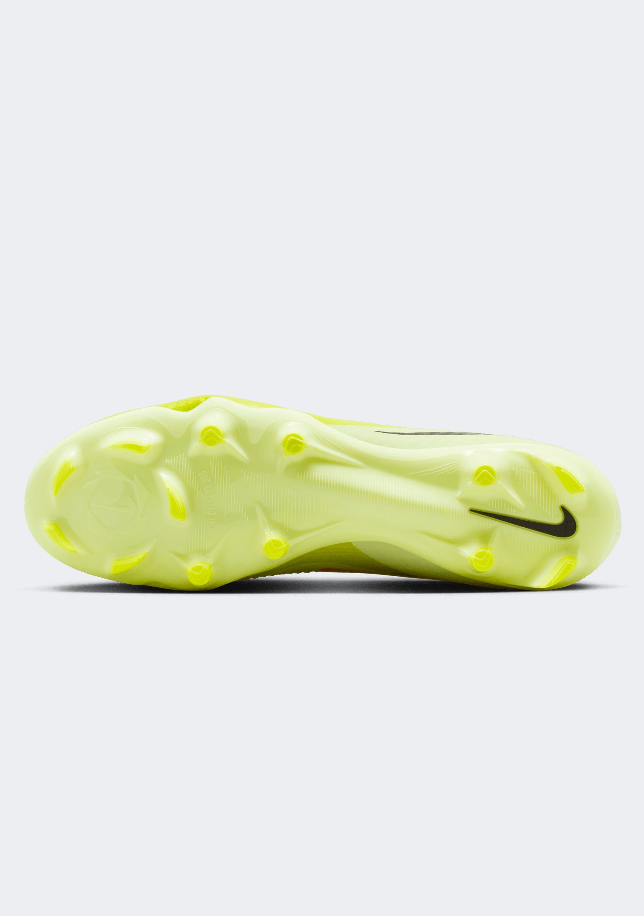 Nike Men’s Phantom 6 Academy Low FG/MG Boots