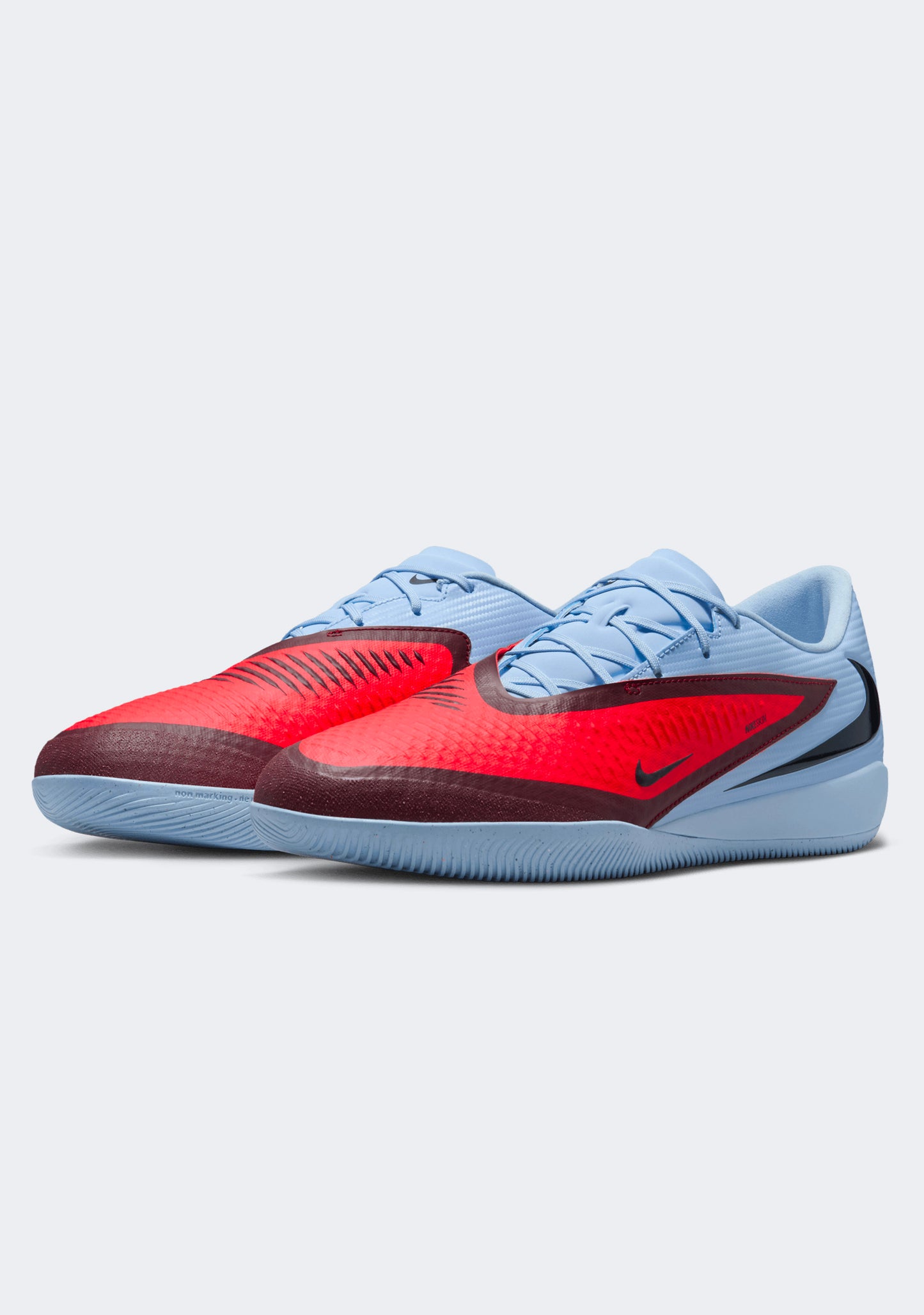 Nike Men's Phantom 6 Low Academy Indoor Court Football Boots
