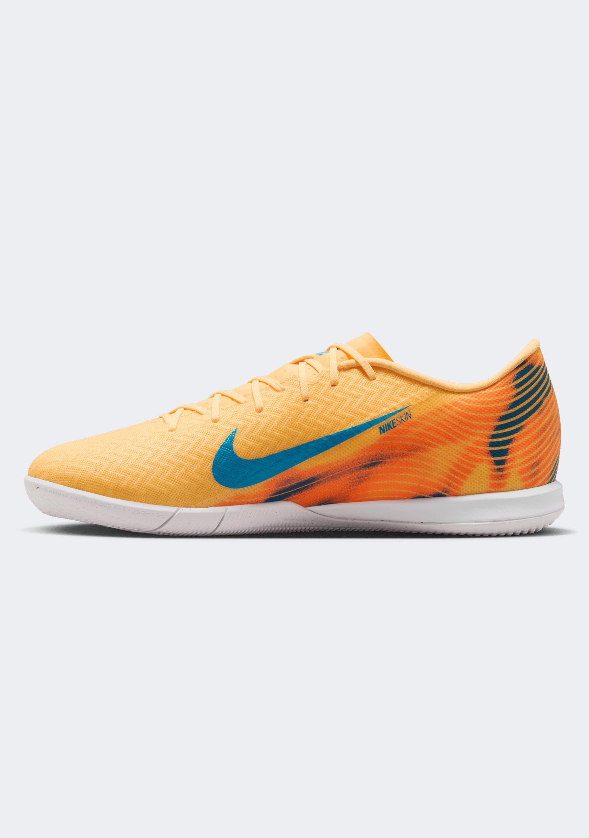 Nike Men's Mercurial Zoom Vapor 16 Academy Kylian Mbappe IC