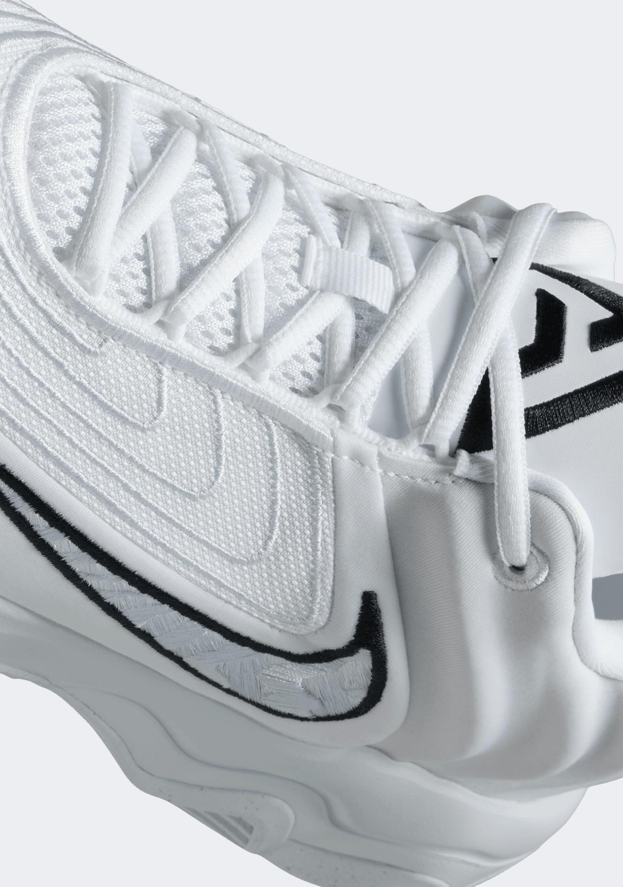 Nike Men's Giannis Immortality 4