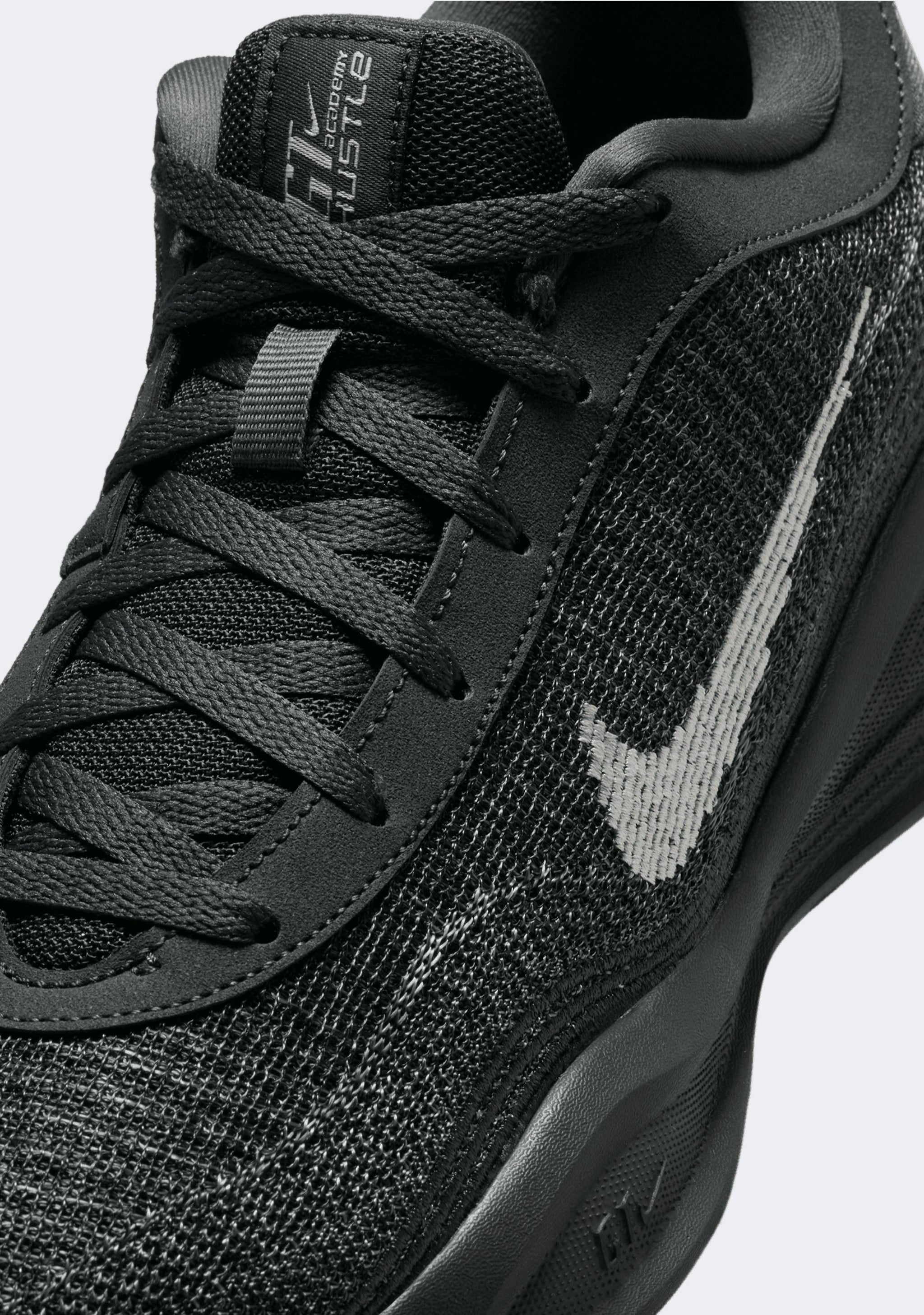 Nike Men's G.T. Hustle Academy