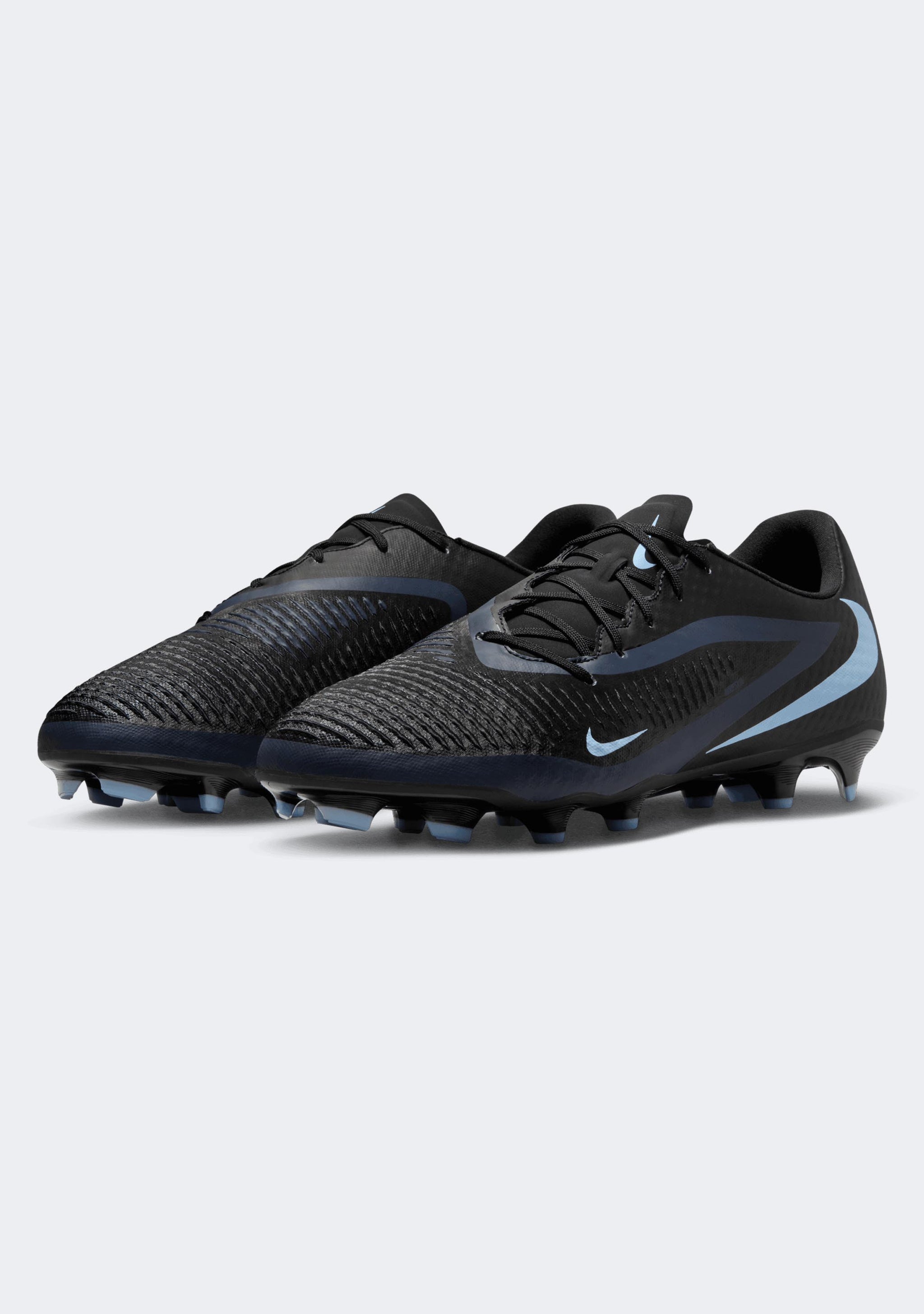 Nike Men's Phantom 6 Low Academy FG/MG