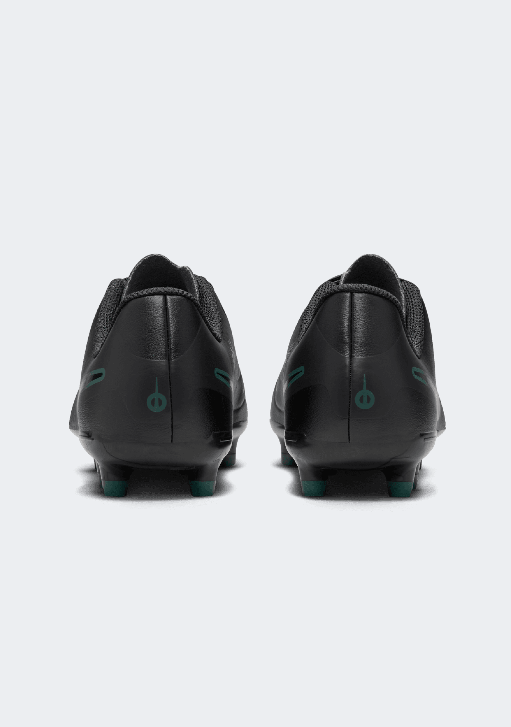 Nike Kids' Tiempo Legend 10 Club