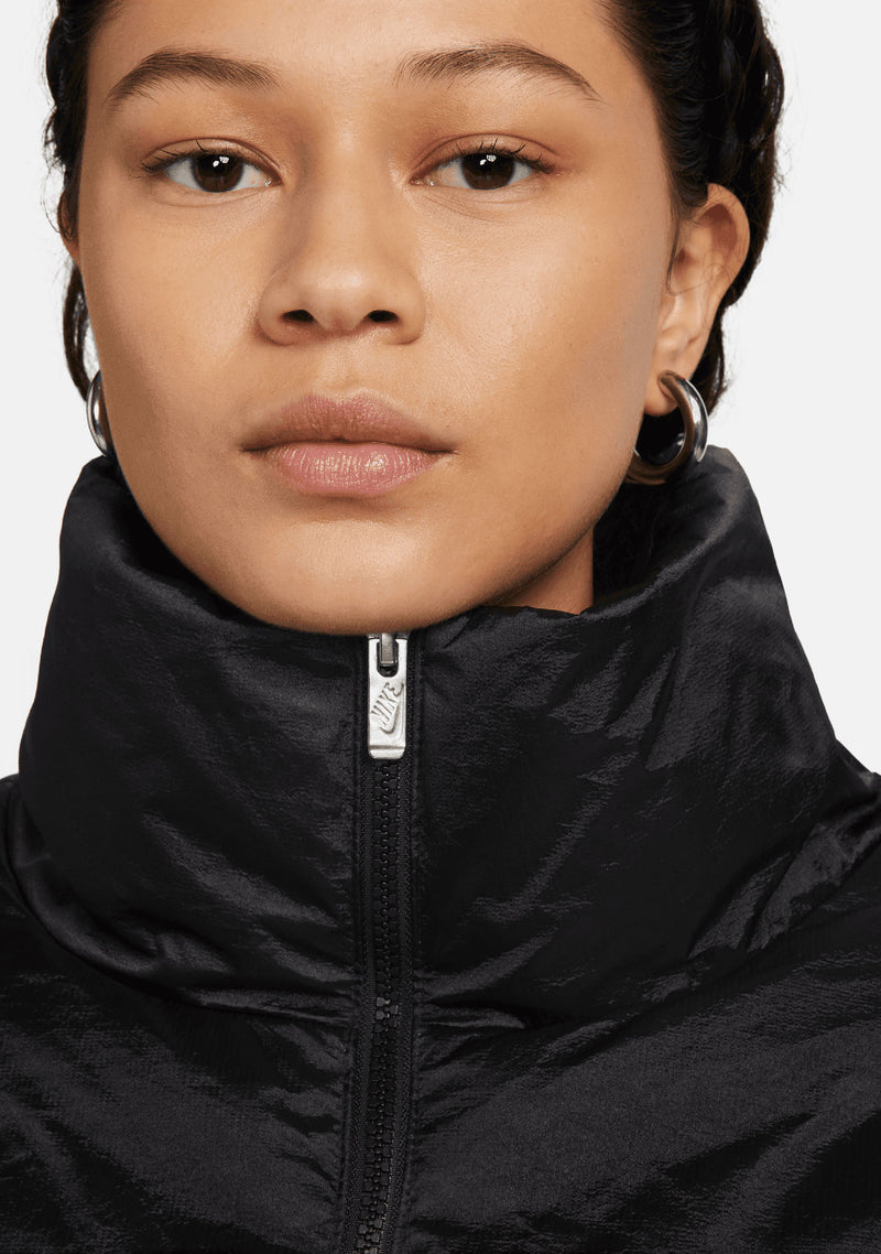 Nike Women's Sportswear Therma-FIT City Series Puffer Jacket <br> DQ6888 010