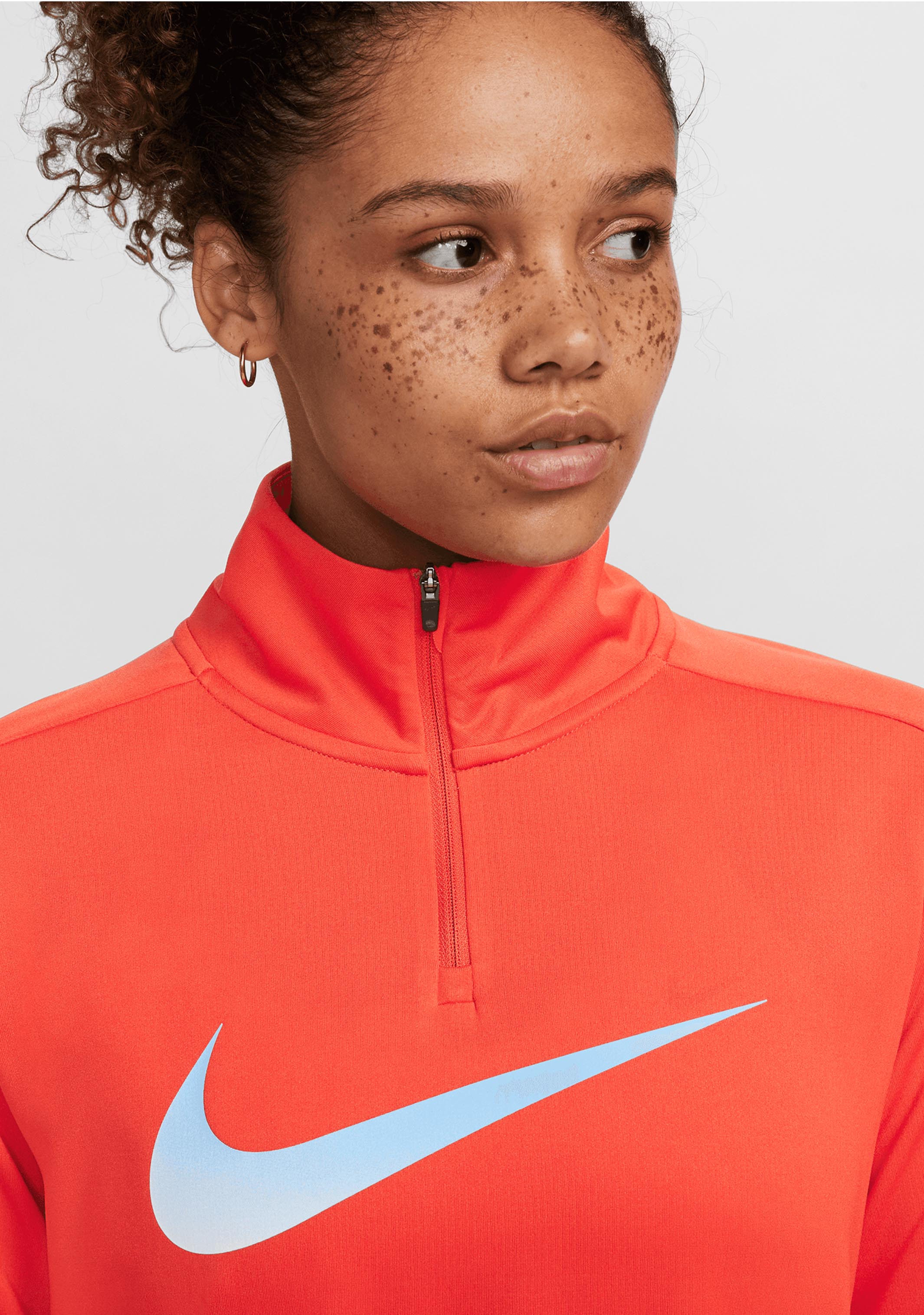 Nike Women's Swoosh Half Zip Top
