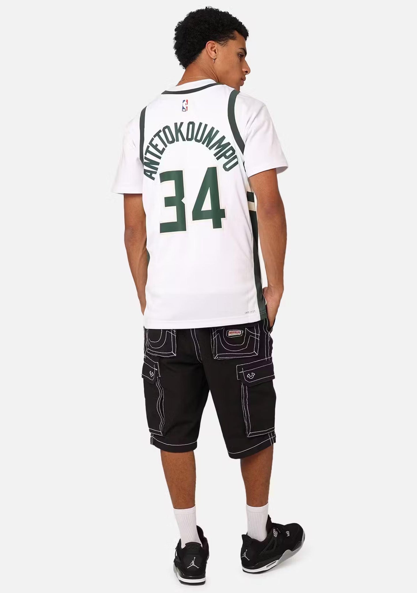 Nike Men's Giannis Antetokounmpo Milwaukee Bucks Dri-FIT Swingman Jersey