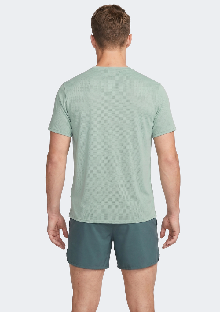 Nike Men's Dri-Fit UV Miler Tee