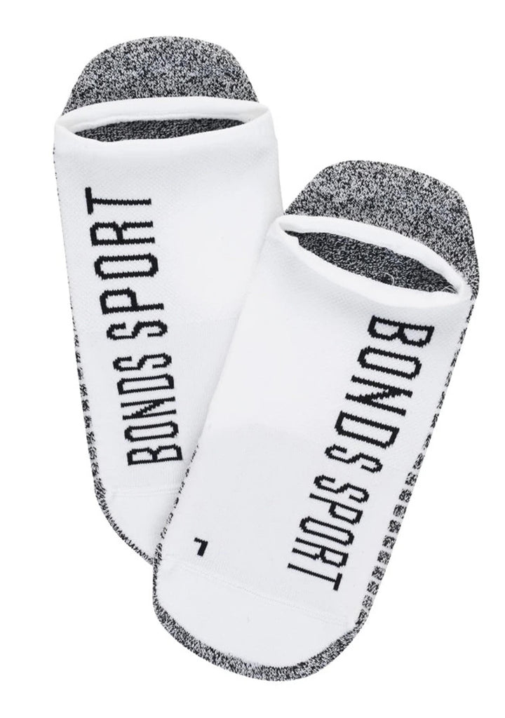 Bonds Men's Sport Tech No Show 2 pack Socks White