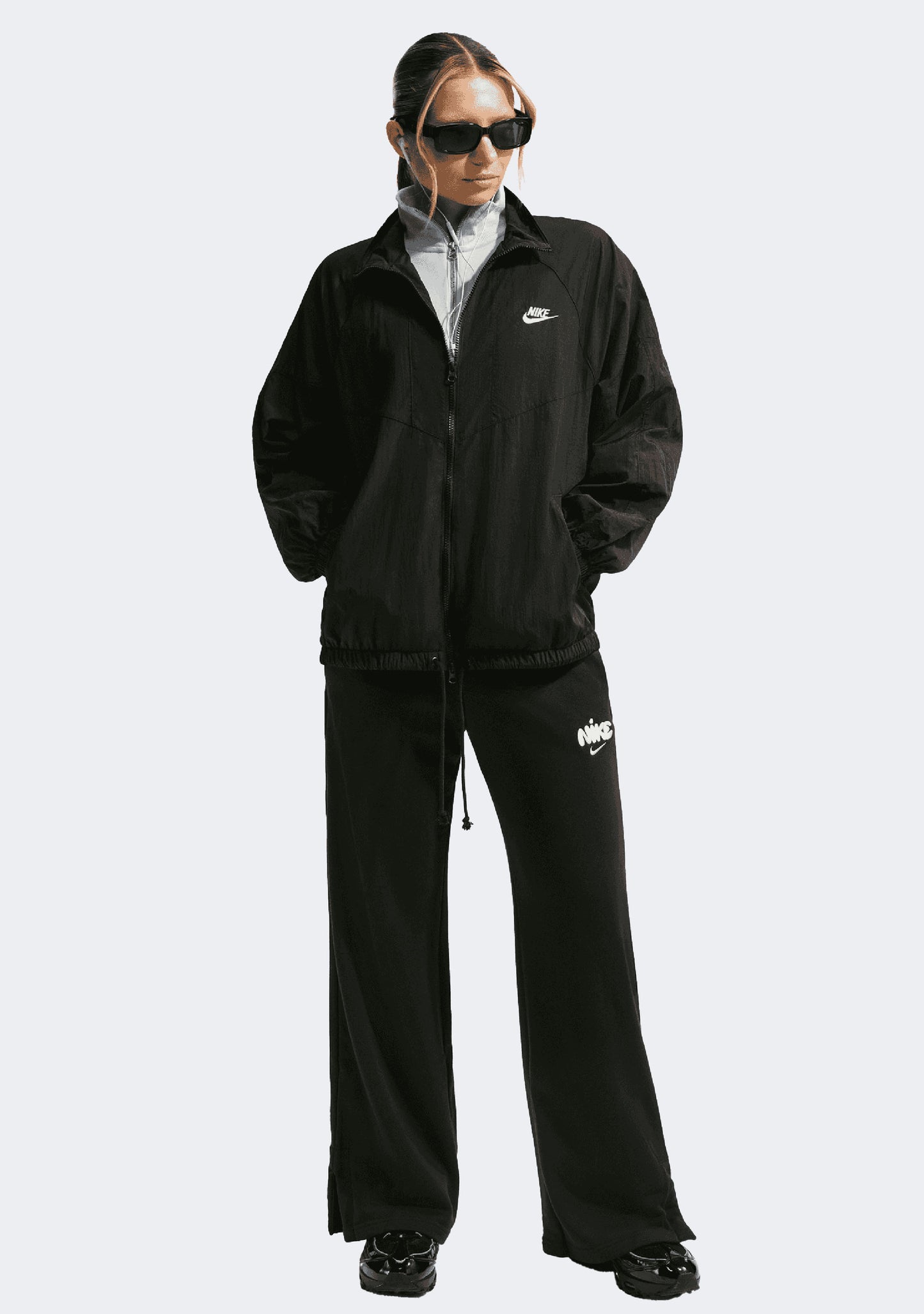 Nike Women's Mid-Rise Fleece Wide-Leg Pants