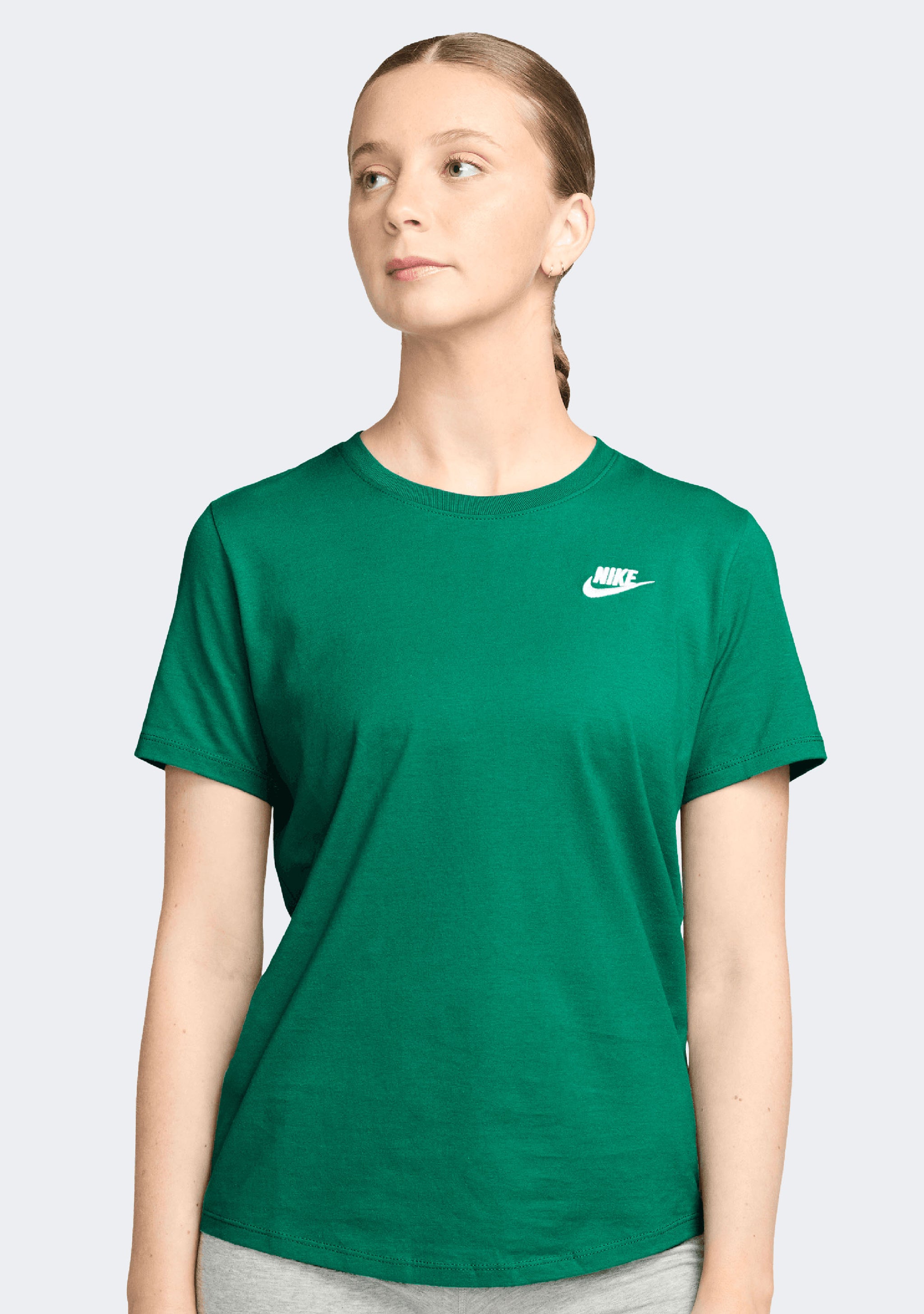 Nike Women's Sportswear Essentials Club Tee