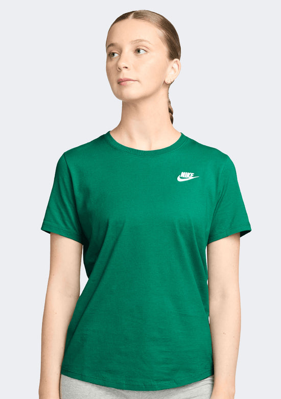 Nike Women's Sportswear Essentials Club Tee
