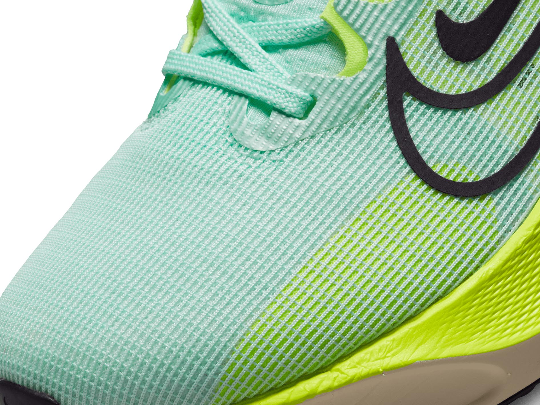 Nike Womens Zoom Fly 5