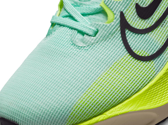 Nike Womens Zoom Fly 5
