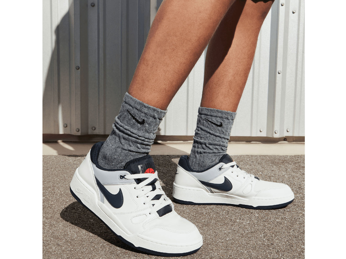 Nike Mens Full Force Low