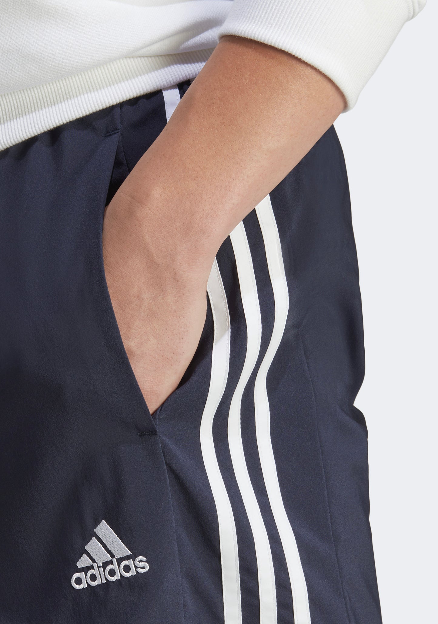 Adidas Men’s AEROREADY Essentials Chelsea 3-Stripes Shorts Navy