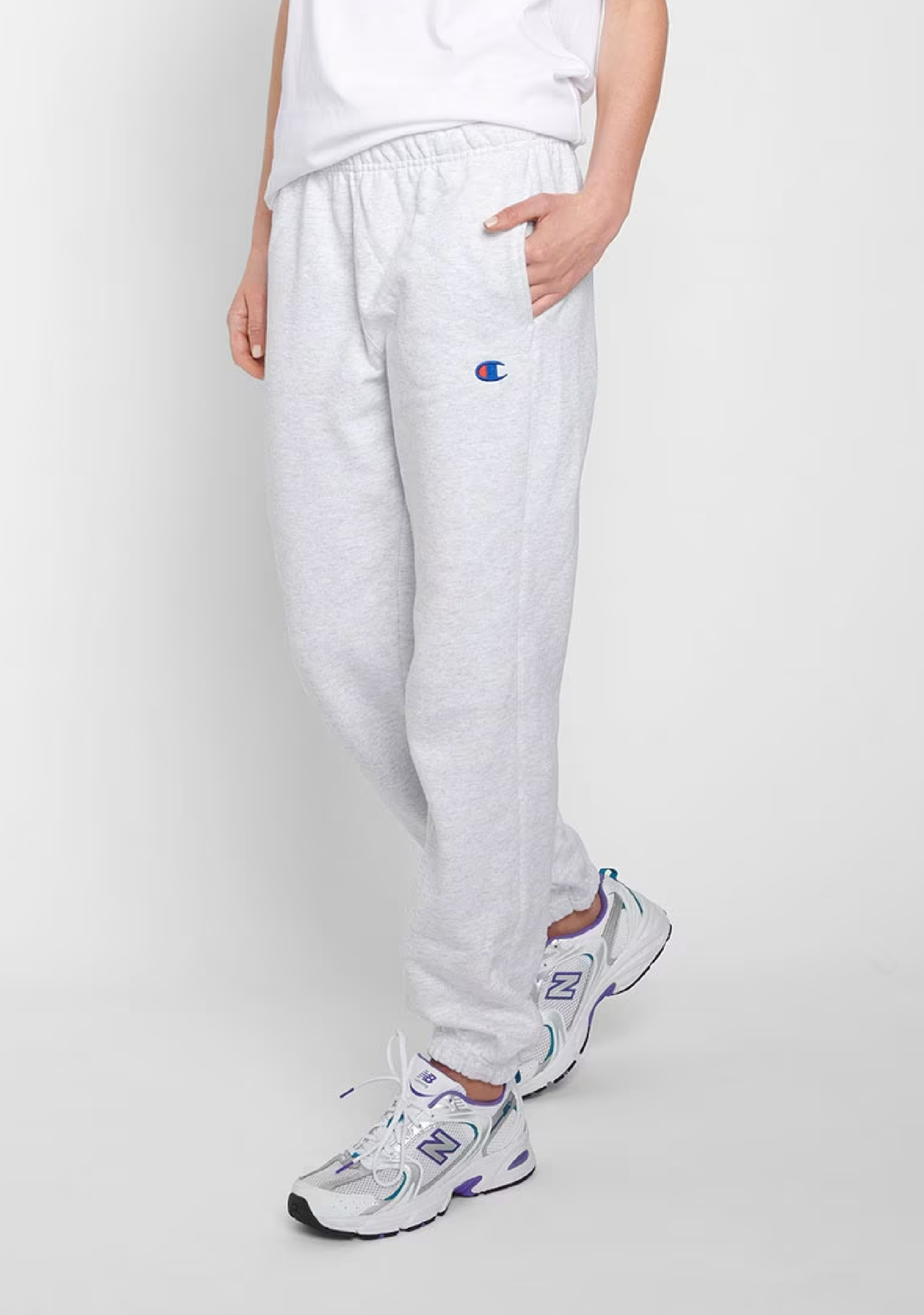 Champion Women's Reverse Weave Relaxed Jogger