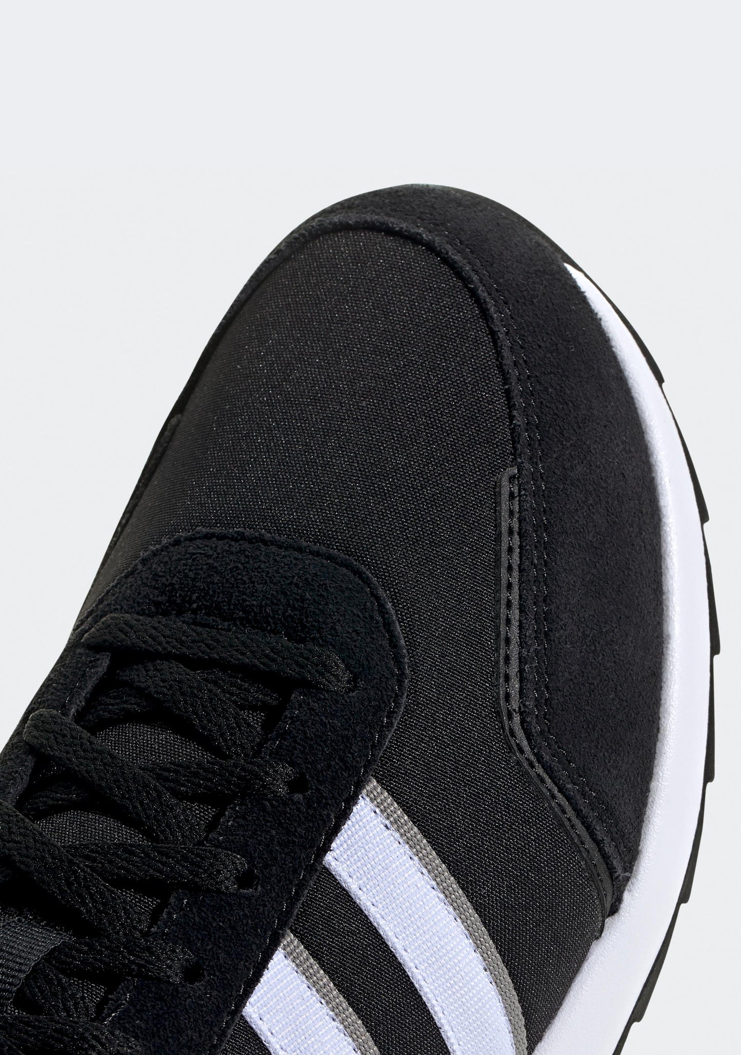 Adidas Men's Retrorunner