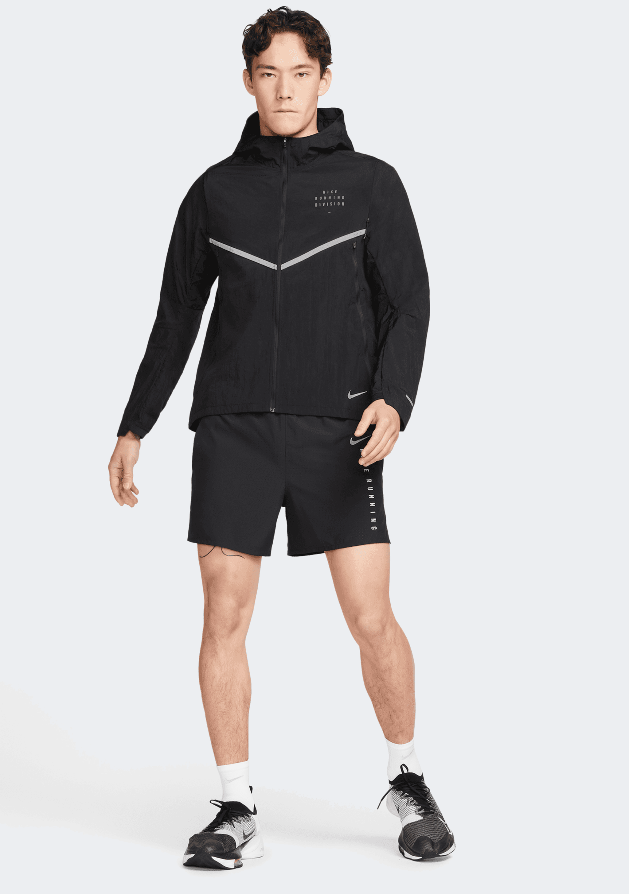 Nike Mens Repel Run Division Jacket