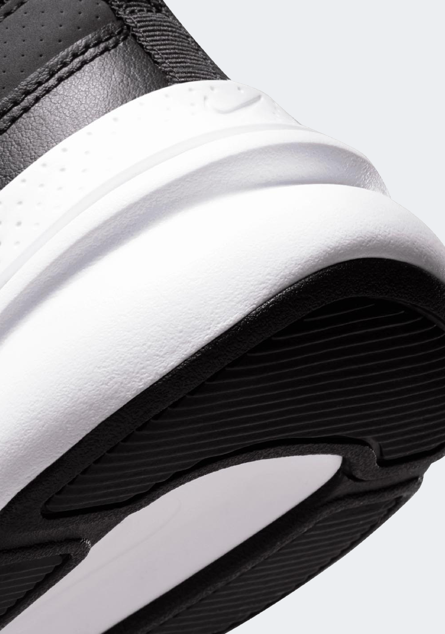 Nike Men’s Defy All Day (4E Width)