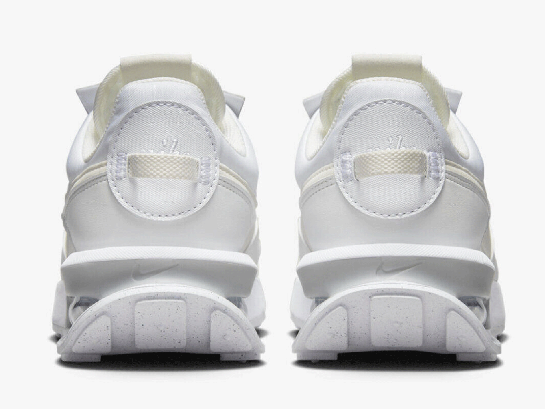 Nike Womens Air Max Pre-Day <BR> DM0001 100
