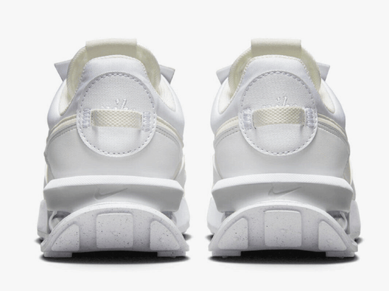 Nike Womens Air Max Pre-Day <BR> DM0001 100