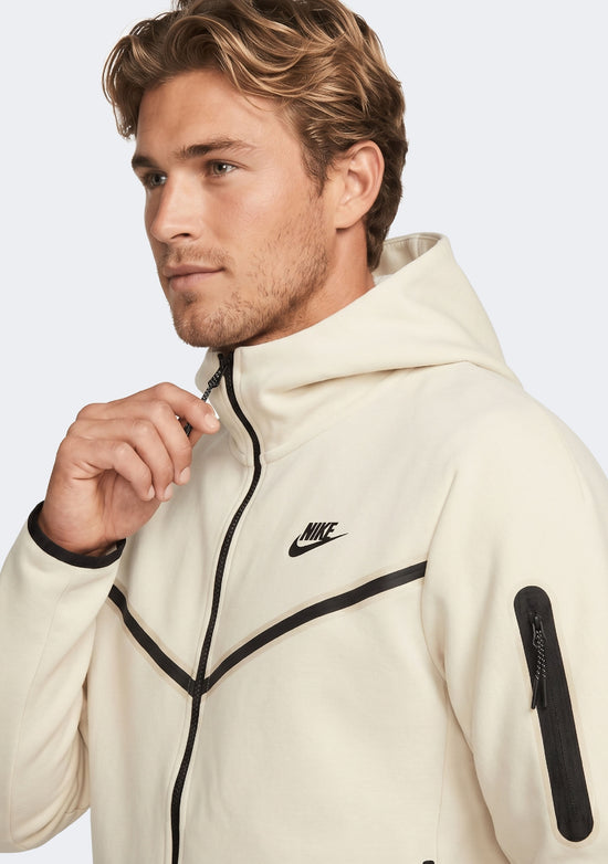 Nike Men's Fleece Windrunner Full-Zip Jacket