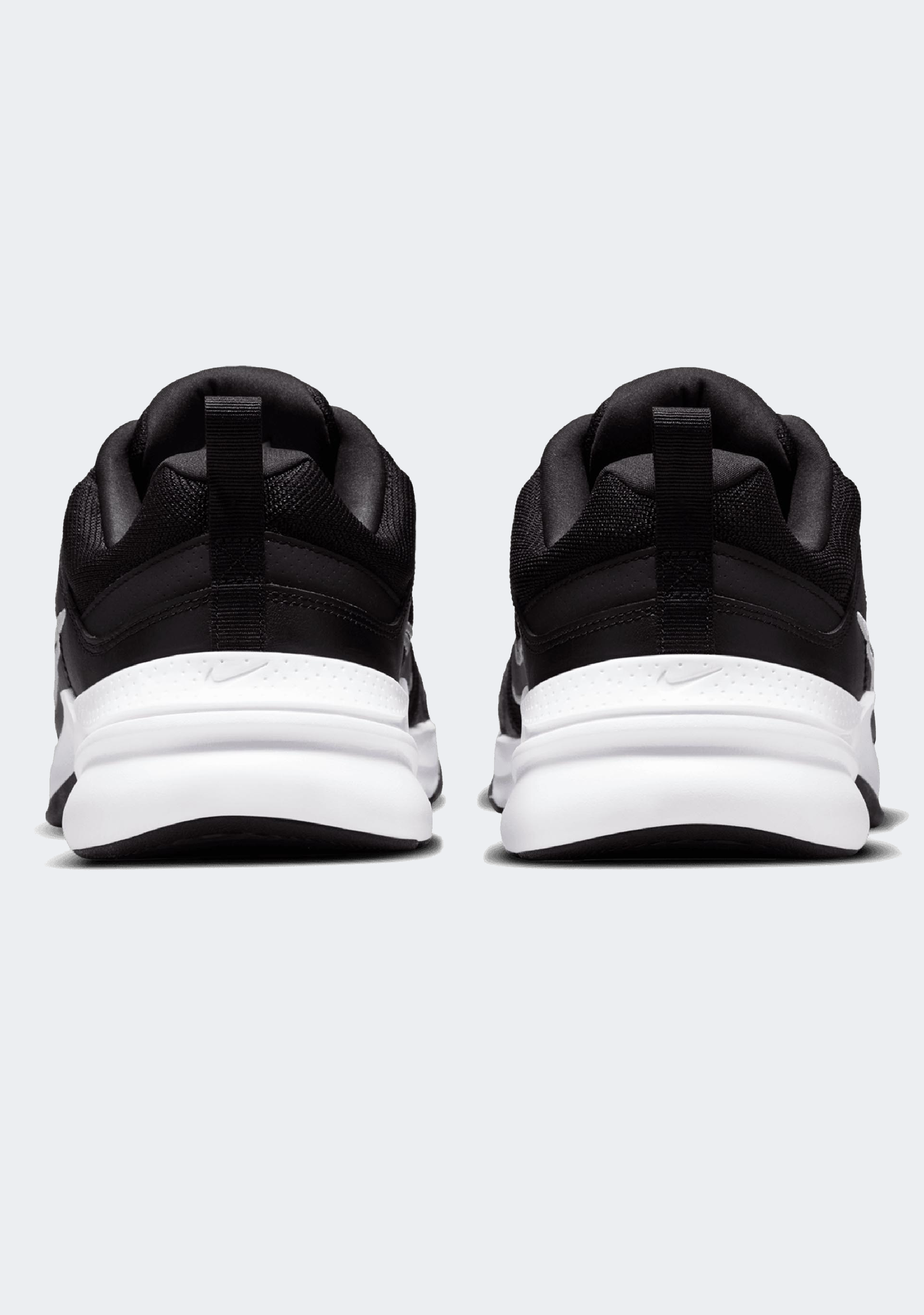 Nike Men’s Defy All Day (4E Width)