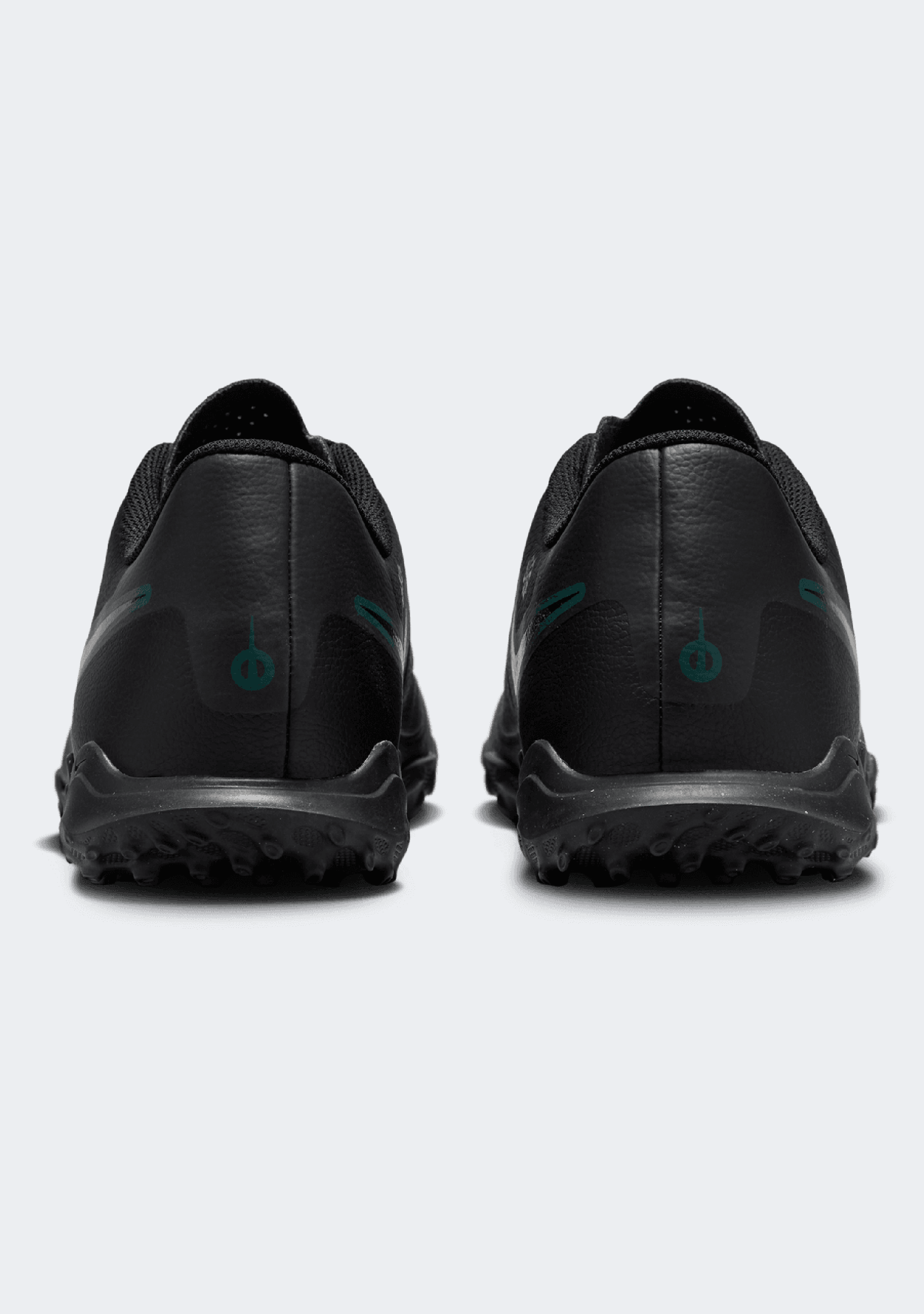 Nike Tiempo Legend 10 Club Turf Low-Top Boots