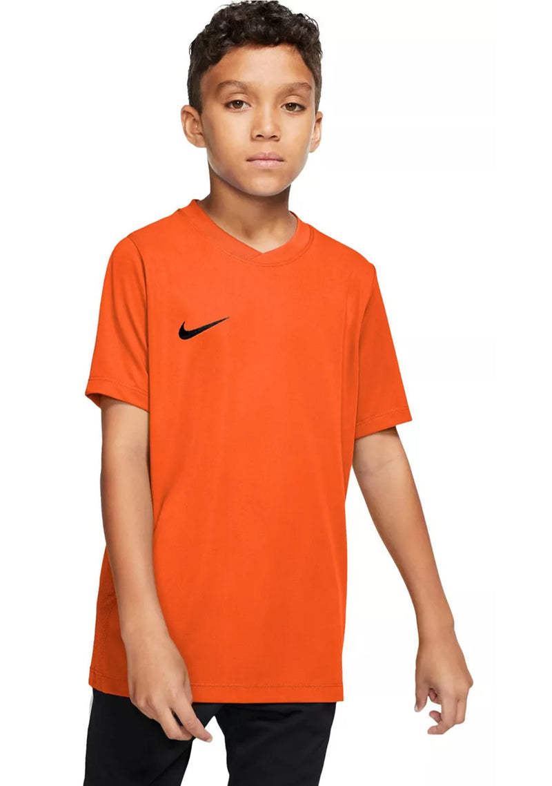 boys orange nike shirt