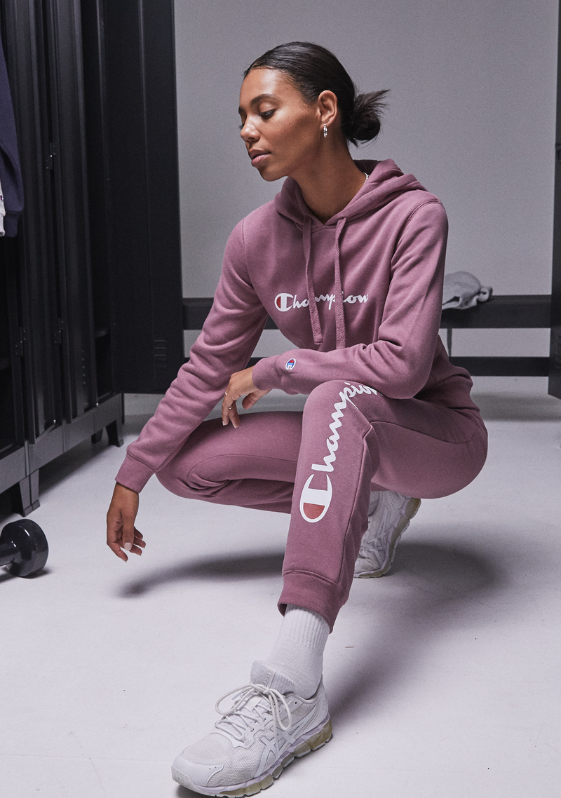 Champion script hotsell hoodie women's