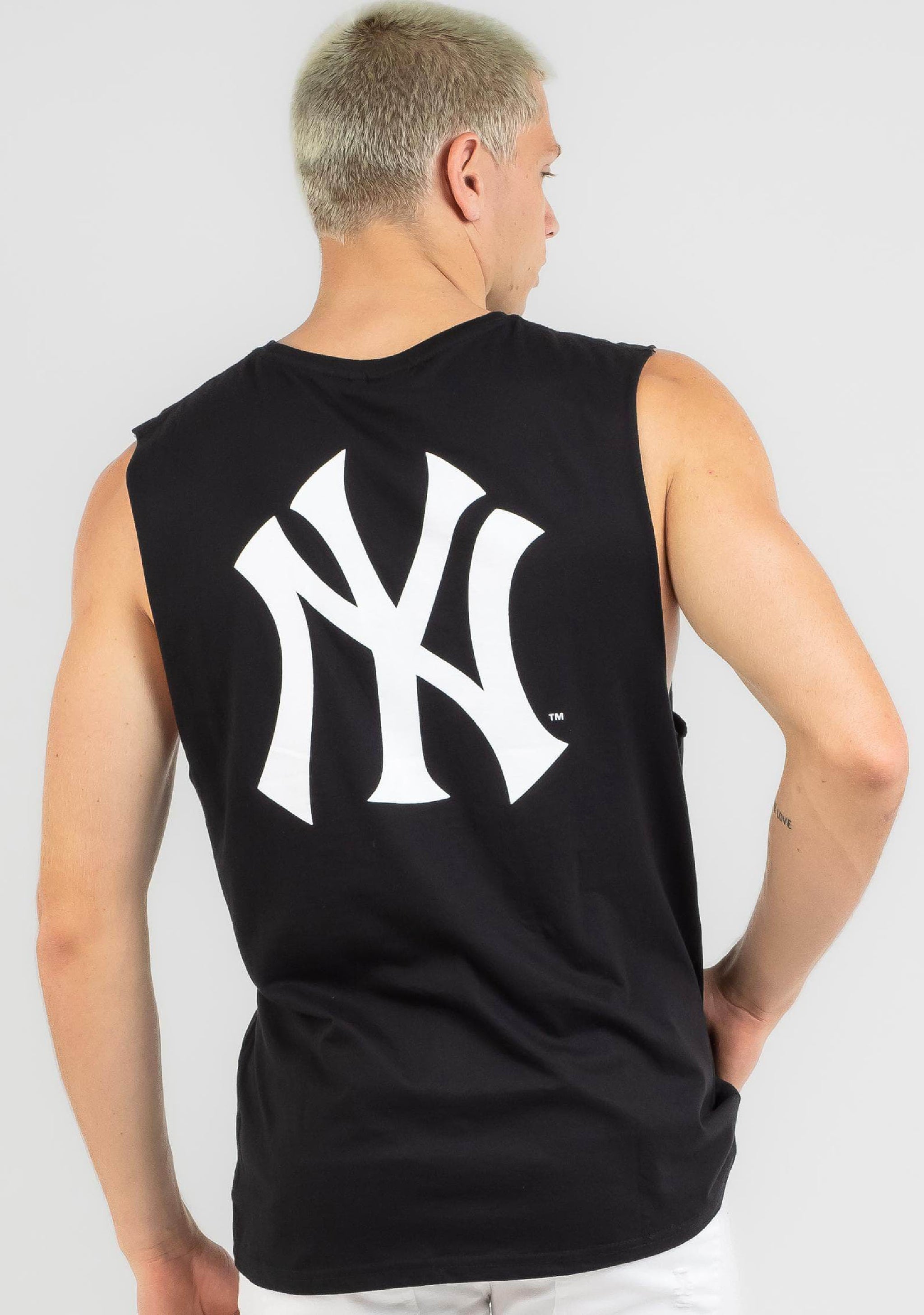Majestic Athletic Men’s New York Yankees Muscle Tank