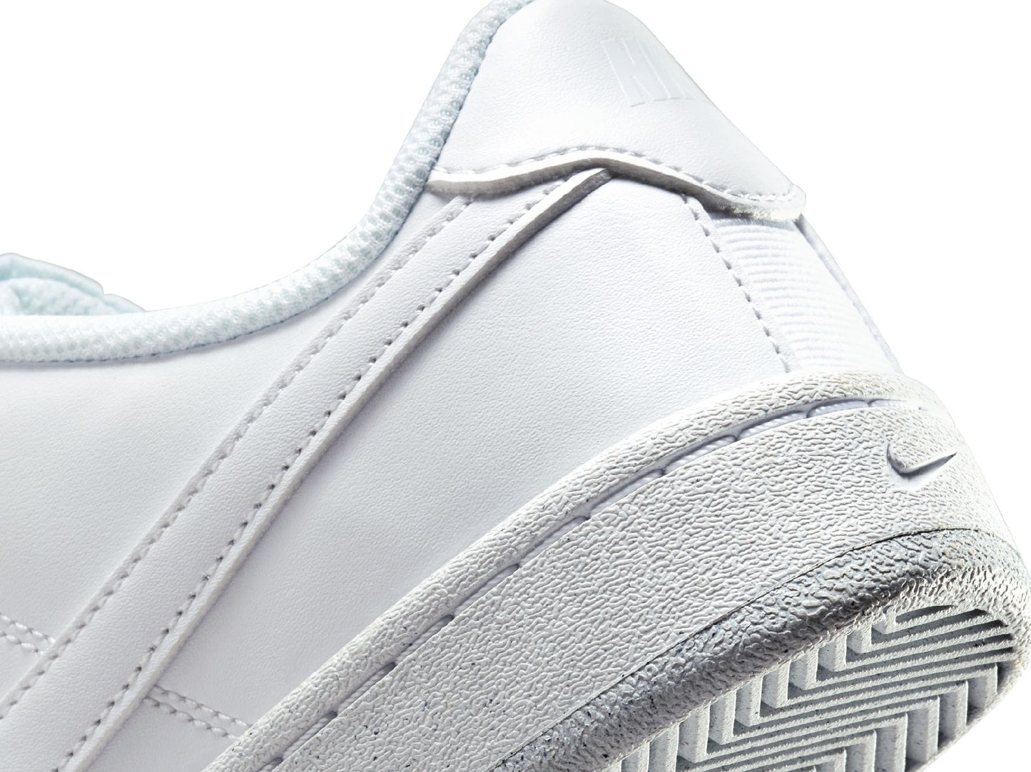 Nike Women’s Court Royal 2