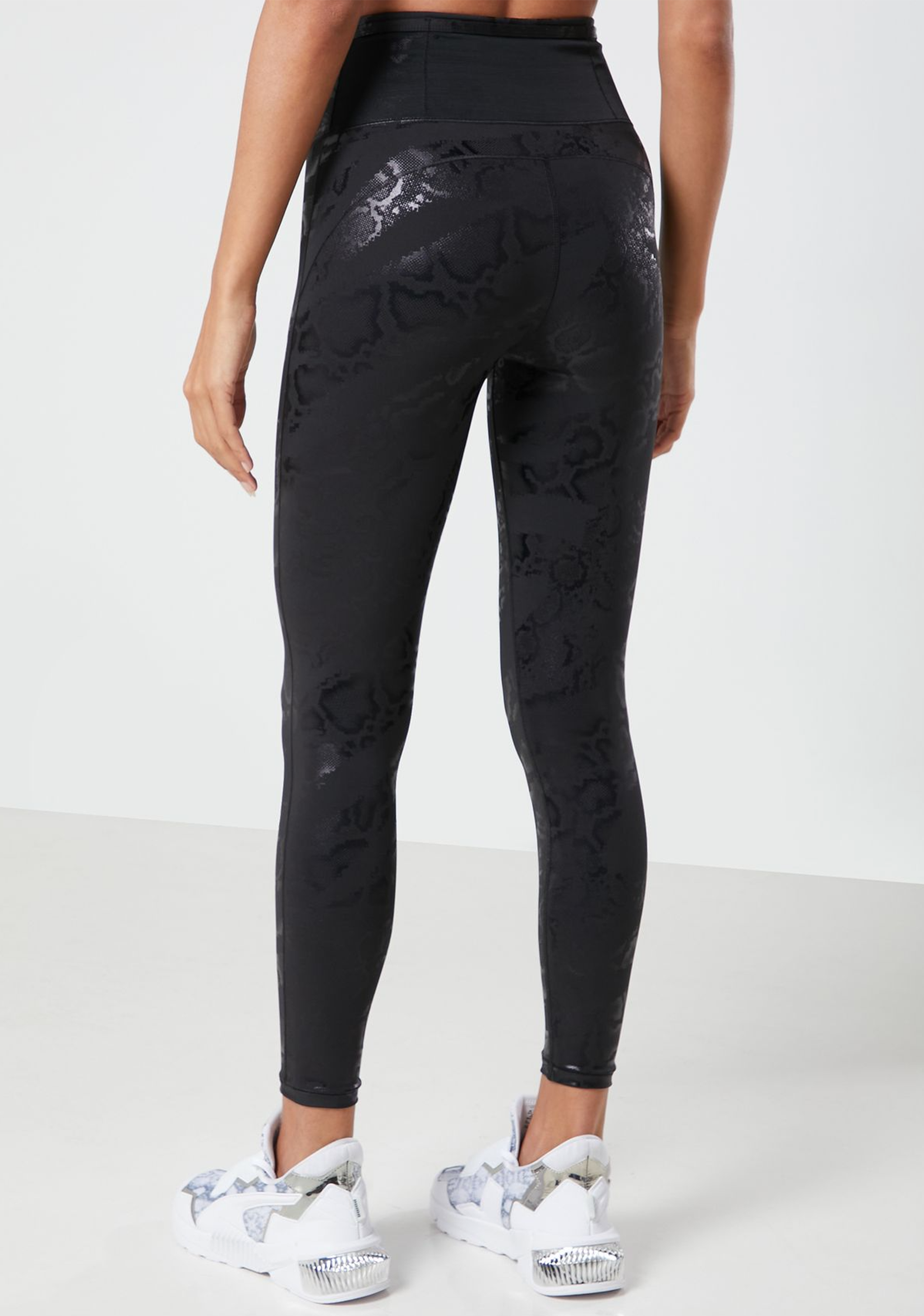 Puma Womens UNTMD Printed 7/8 Training Tights <br> 520239 01